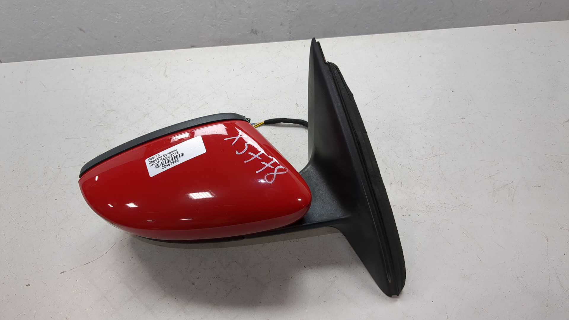 Зеркало правое электрическое