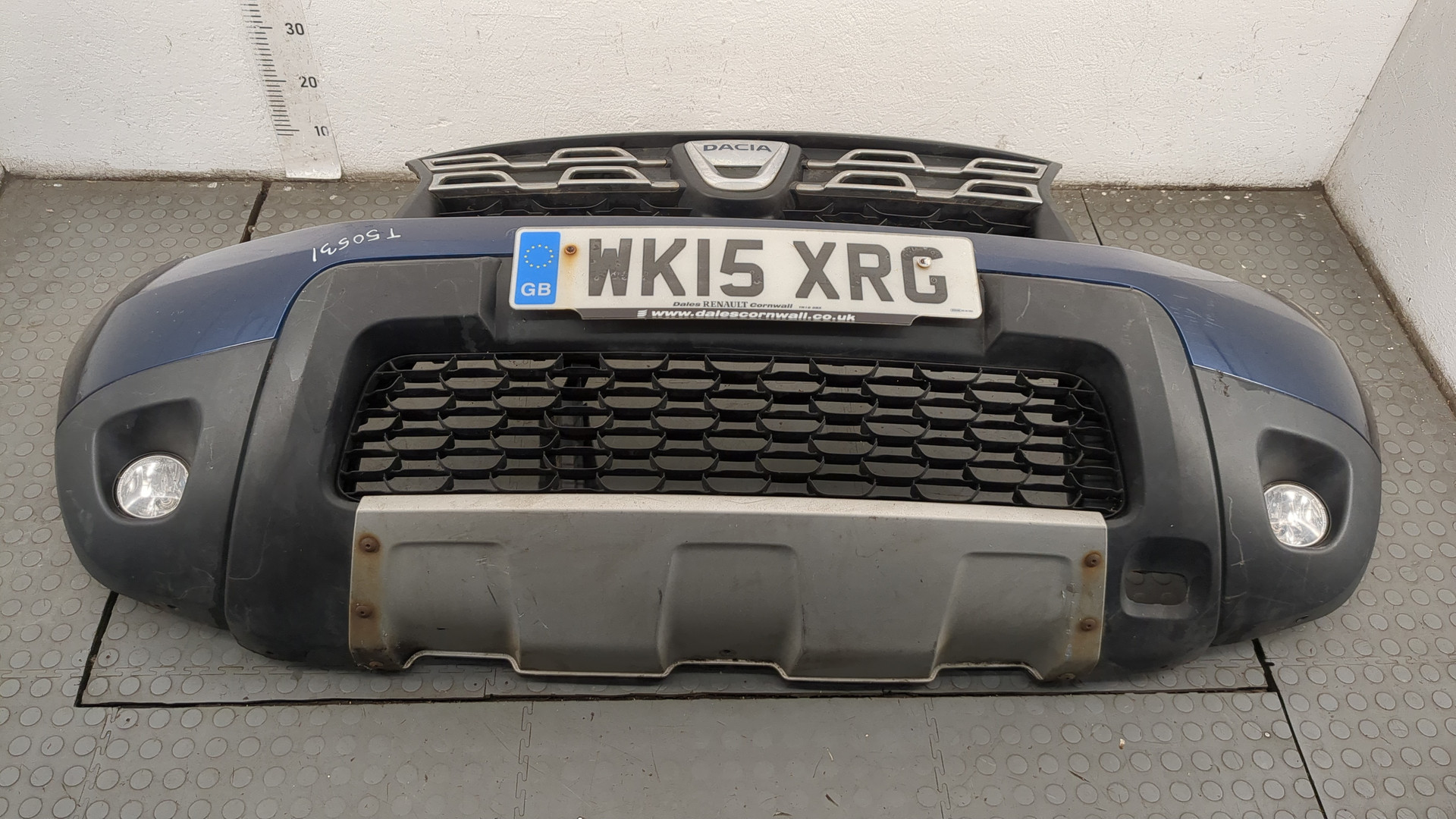 Бампер передний