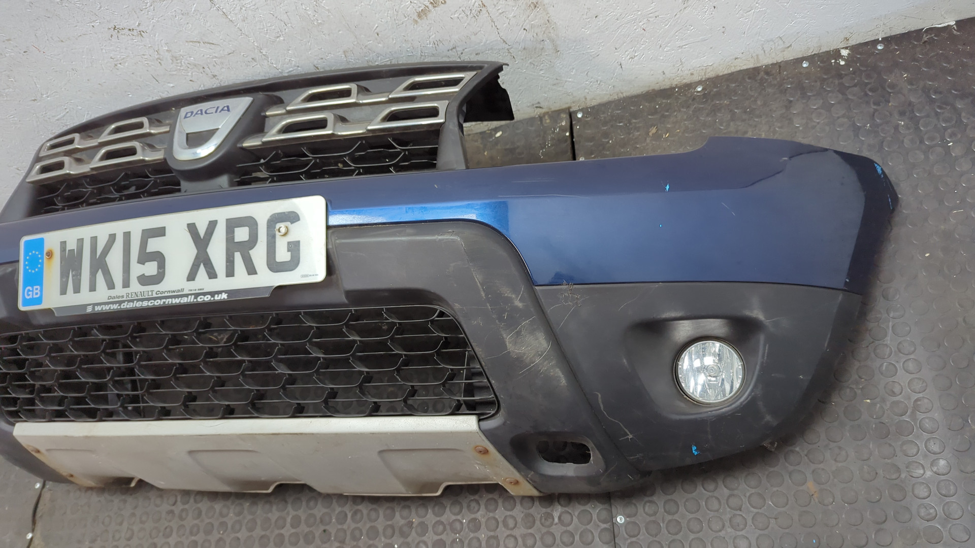 Бампер передний