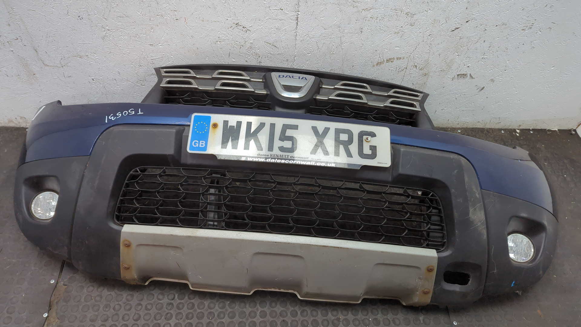 Бампер передний