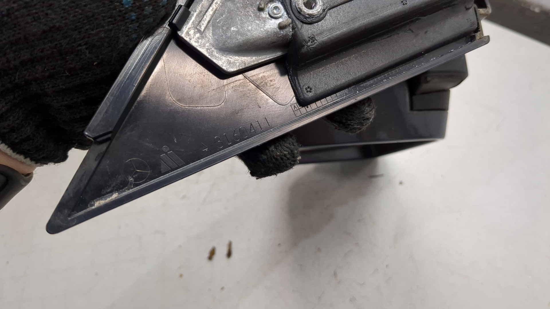 Зеркало левое электрическое