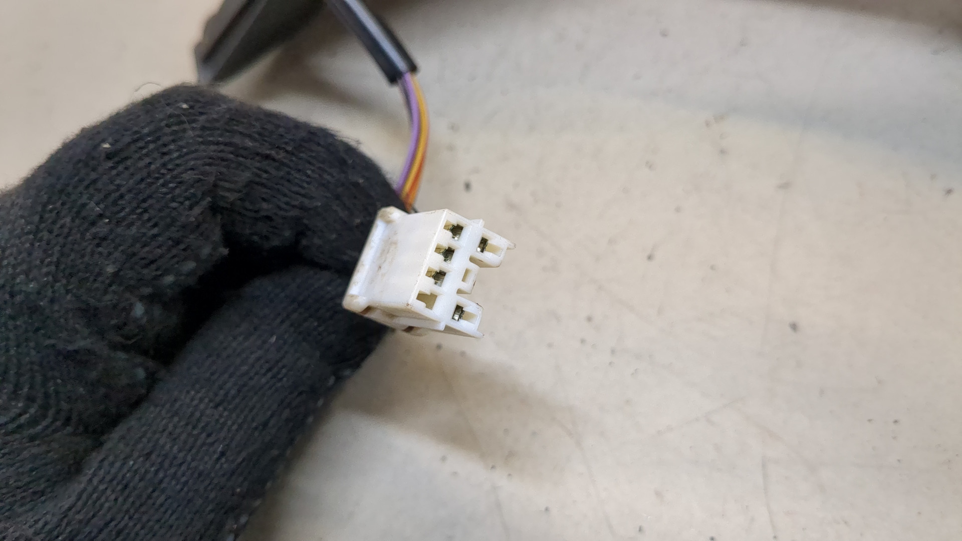 Зеркало правое электрическое