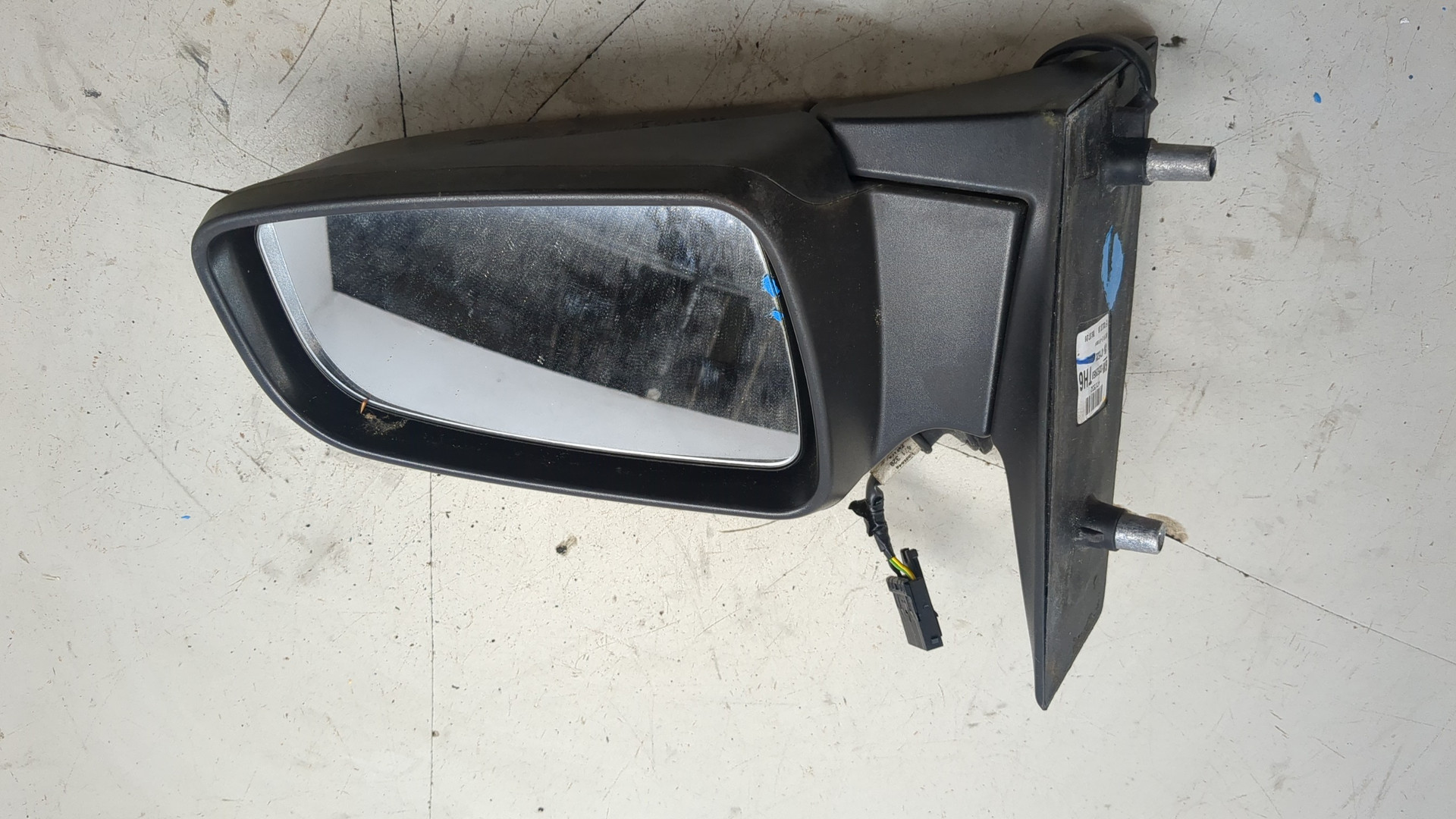 Зеркало правое электрическое