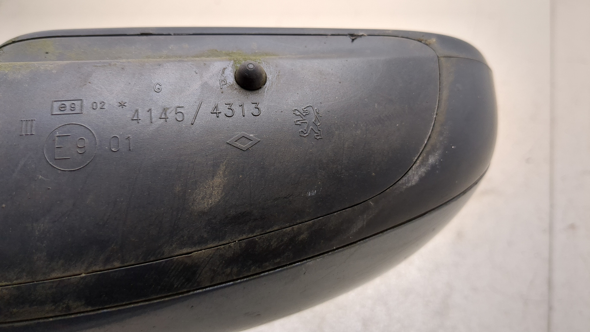 Зеркало правое электрическое