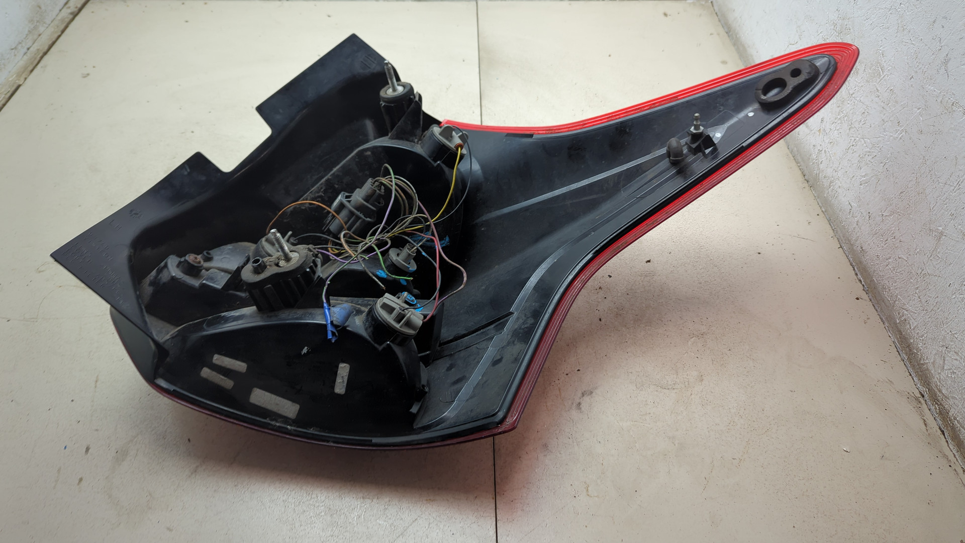 Фонарь задний левый