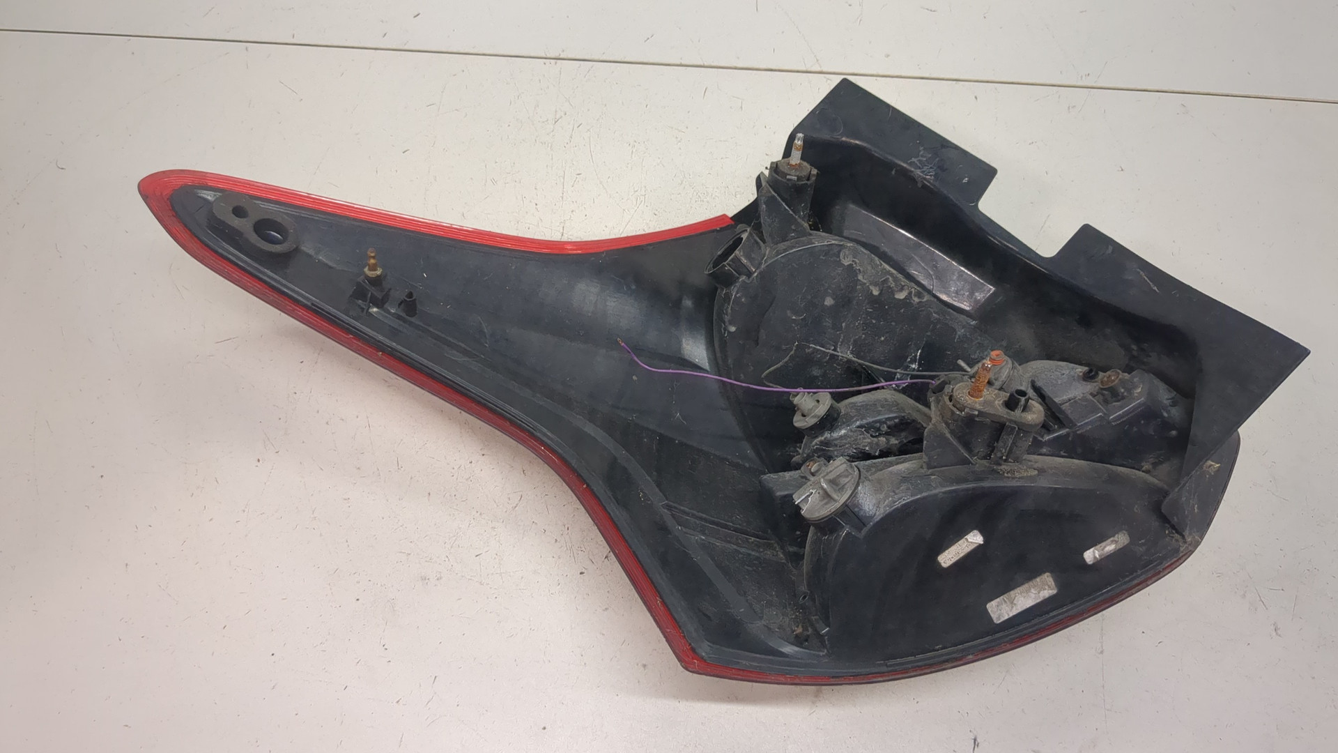 Фонарь задний правый