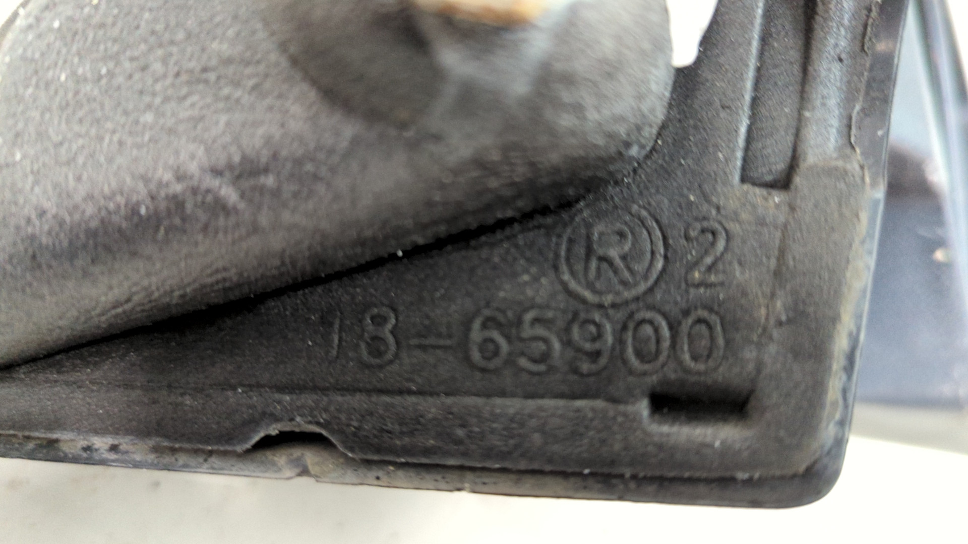 Зеркало правое электрическое