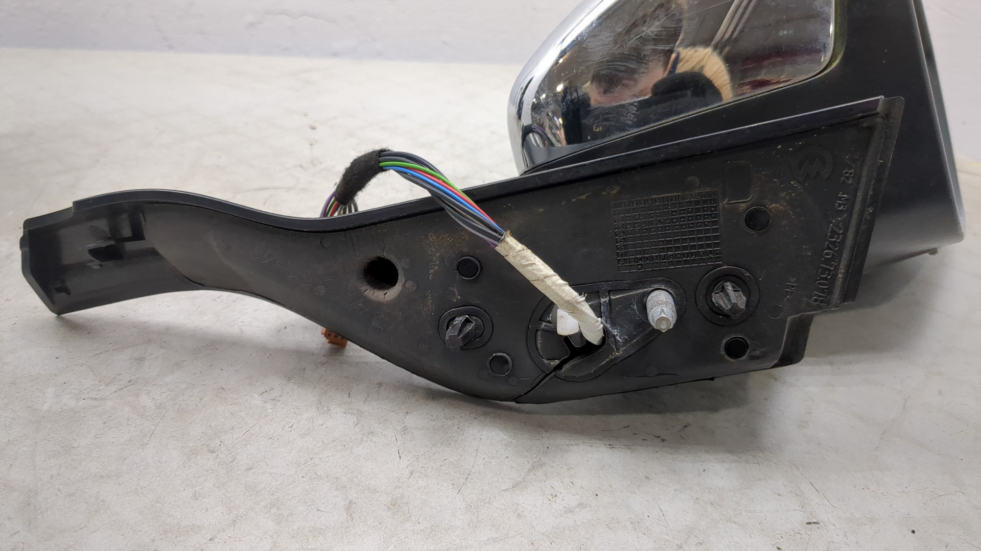 Зеркало правое электрическое