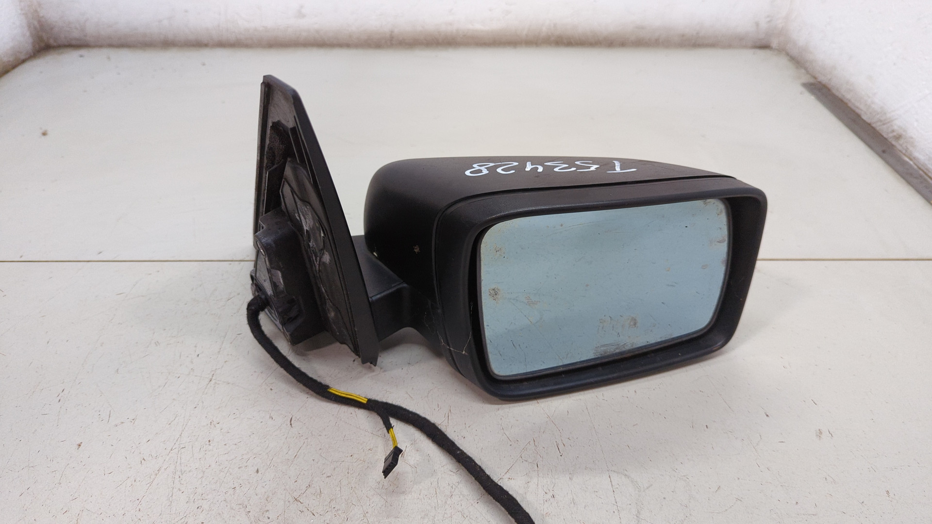 Зеркало правое электрическое