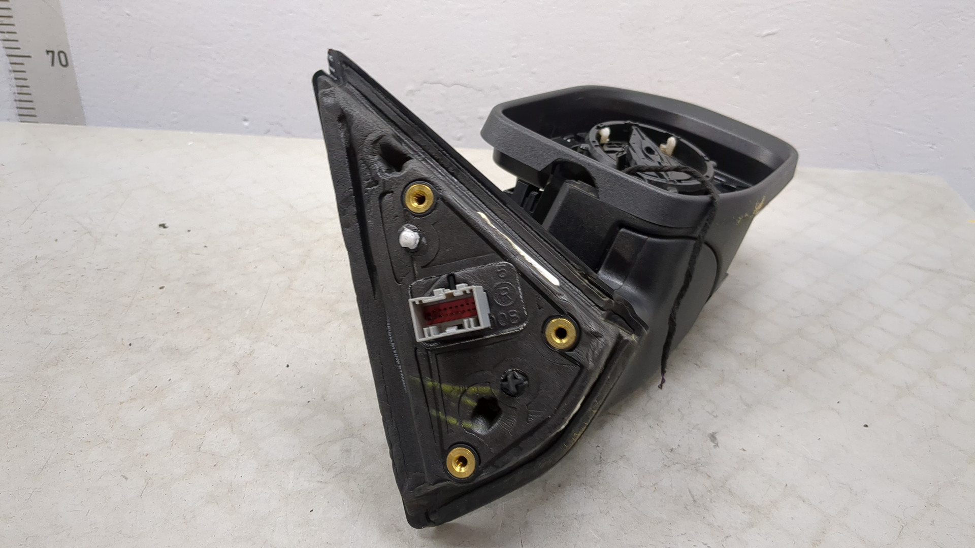 Зеркало правое электрическое