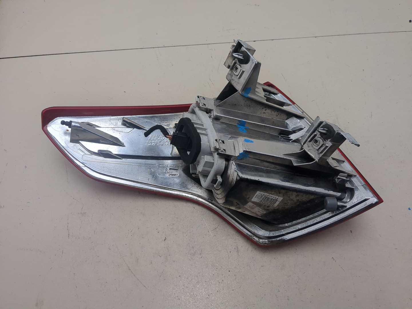 Фонарь задний правый