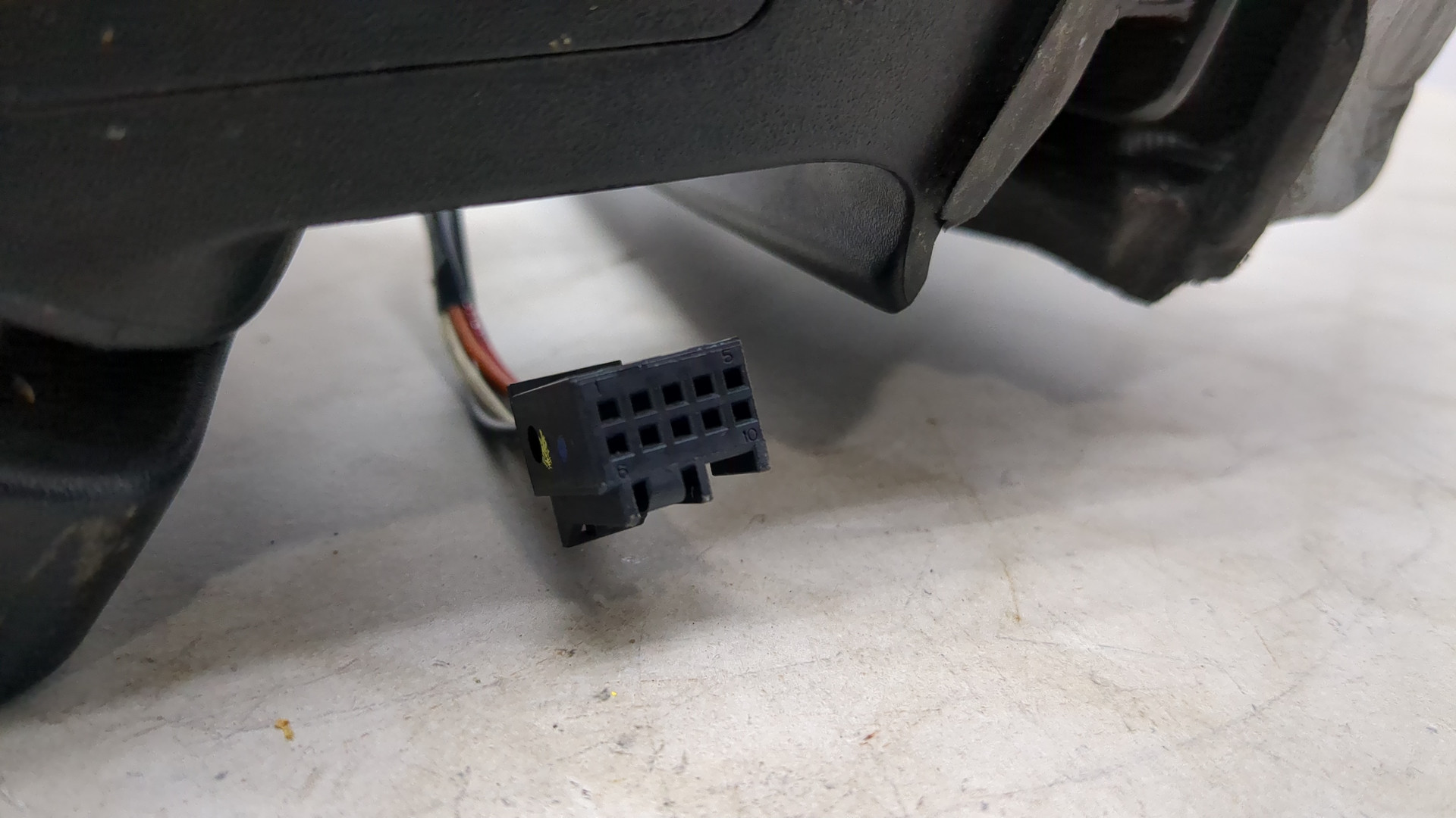 Зеркало правое электрическое