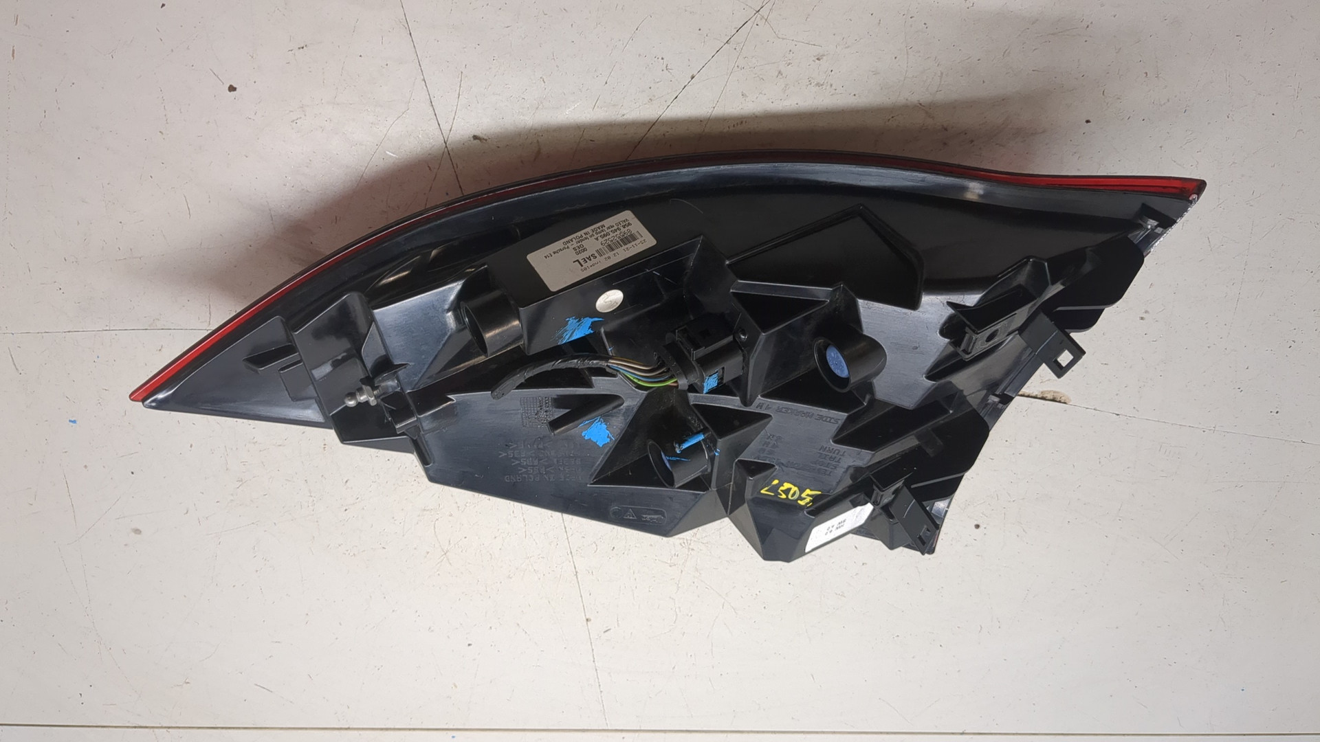 Фонарь задний левый