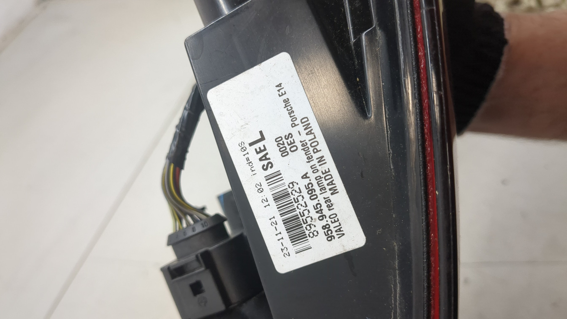 Фонарь задний левый