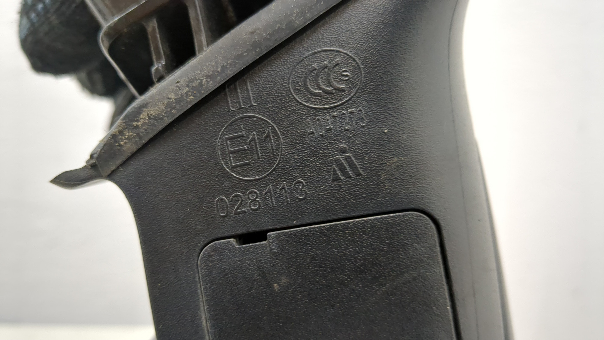 Зеркало левое электрическое