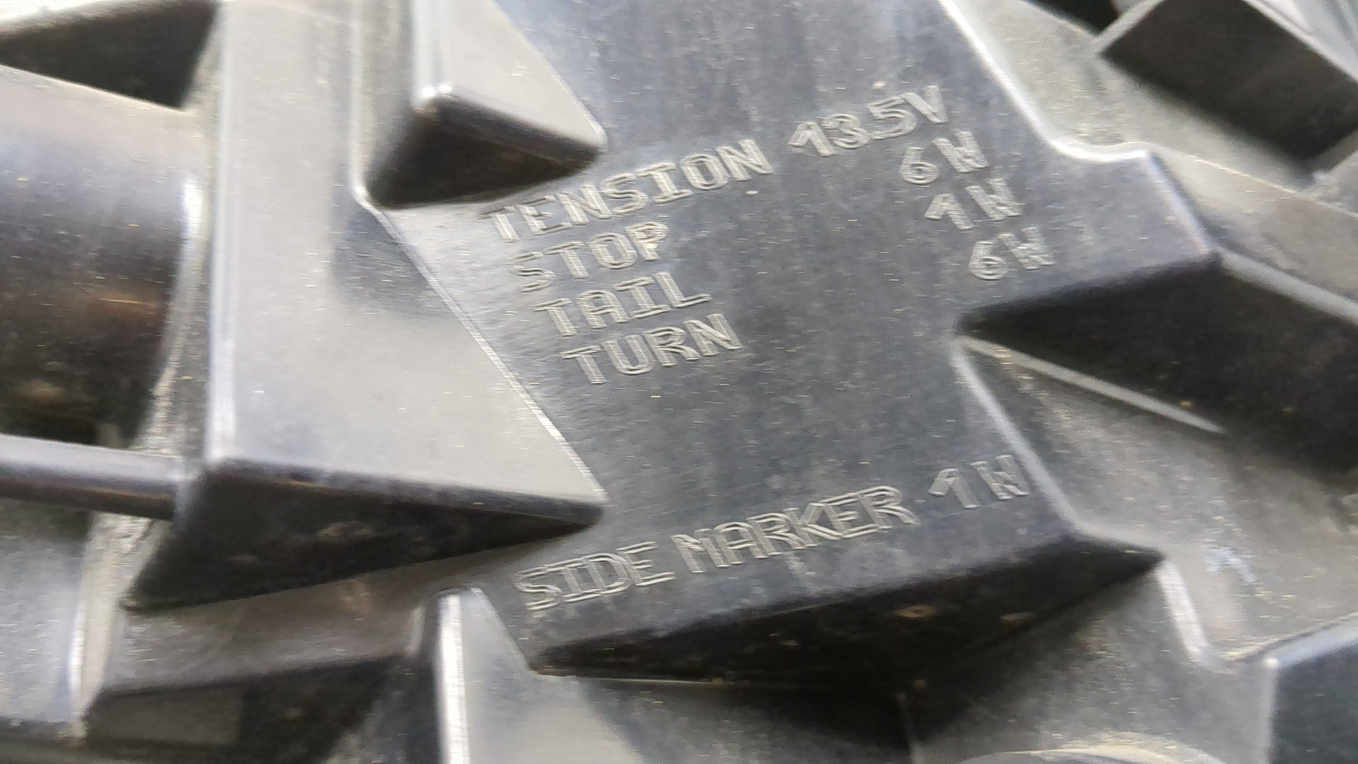 Фонарь задний правый