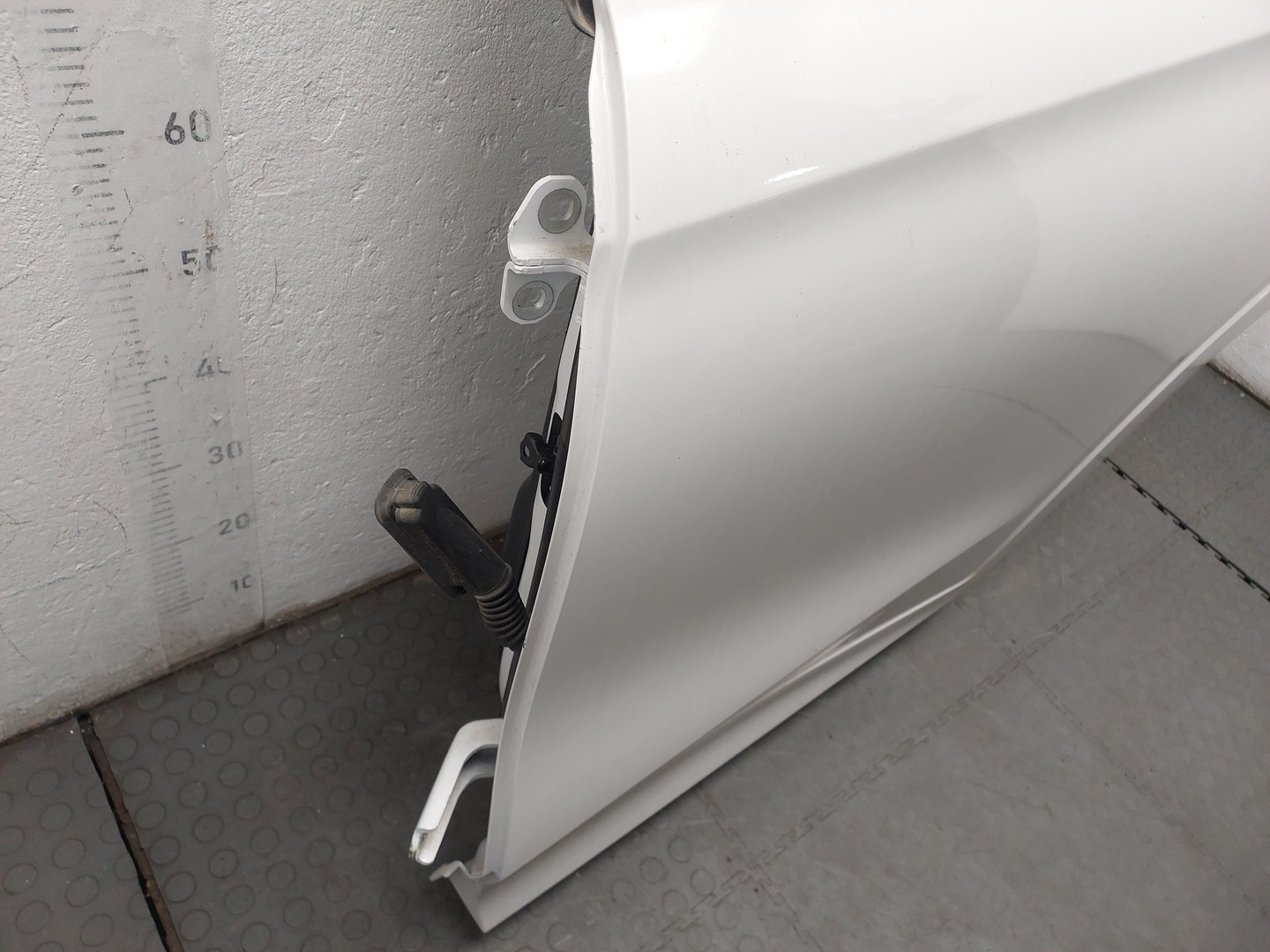 Дверь задняя левая