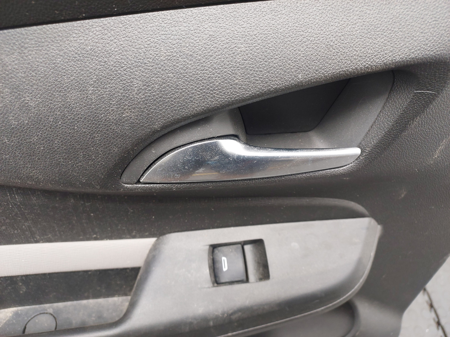 Дверь задняя левая