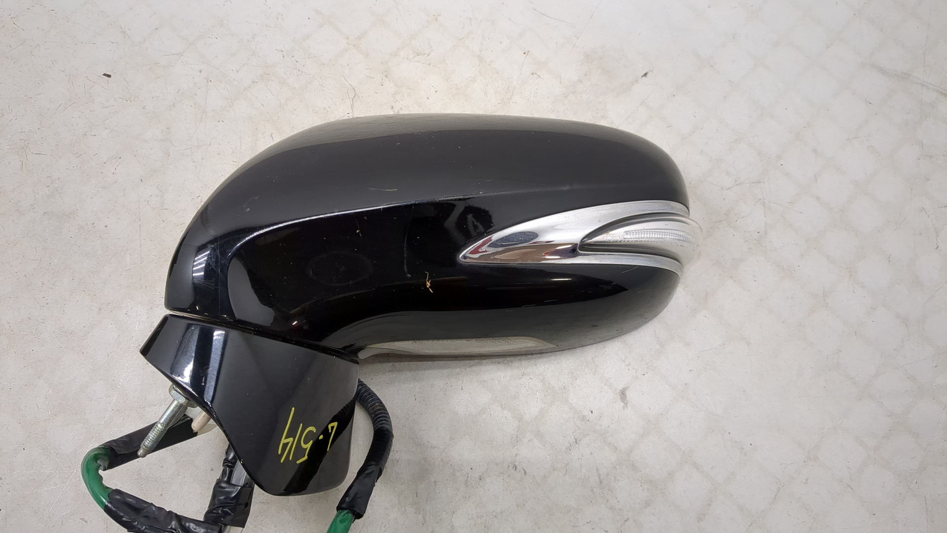 Зеркало левое электрическое