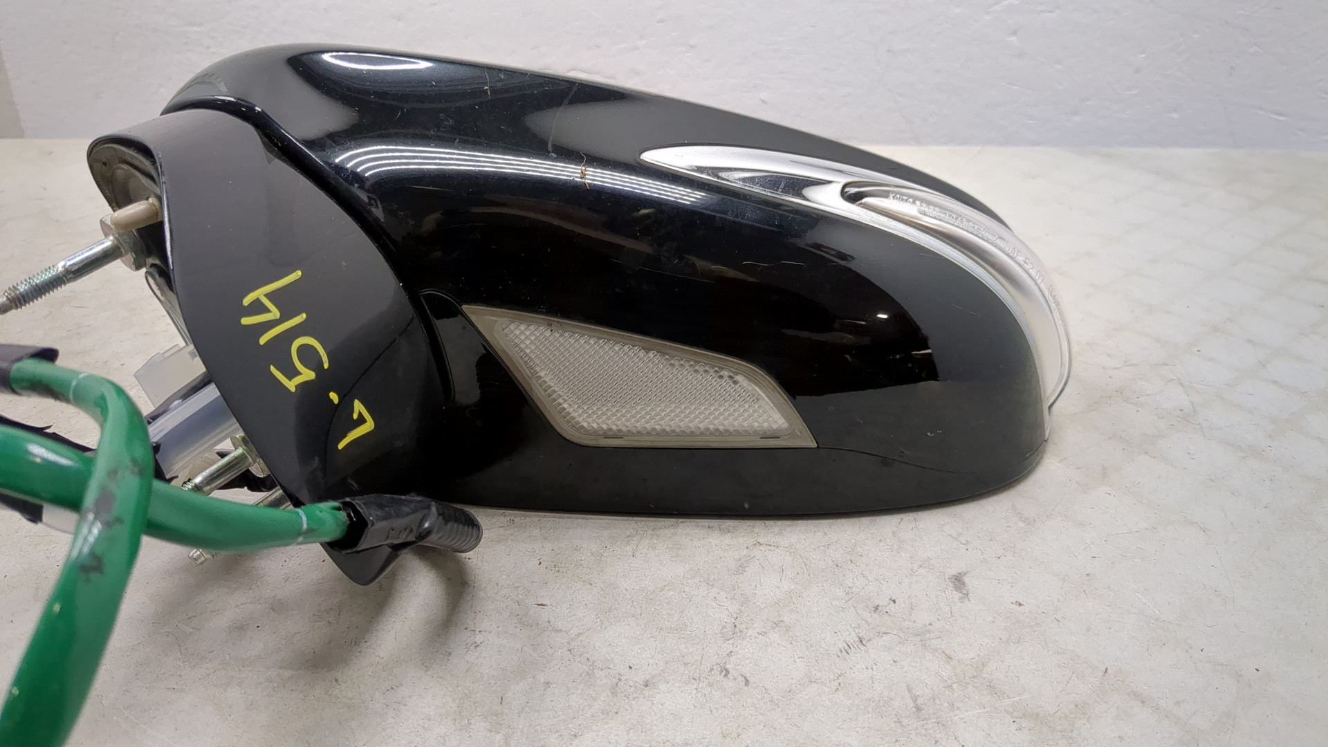 Зеркало левое электрическое