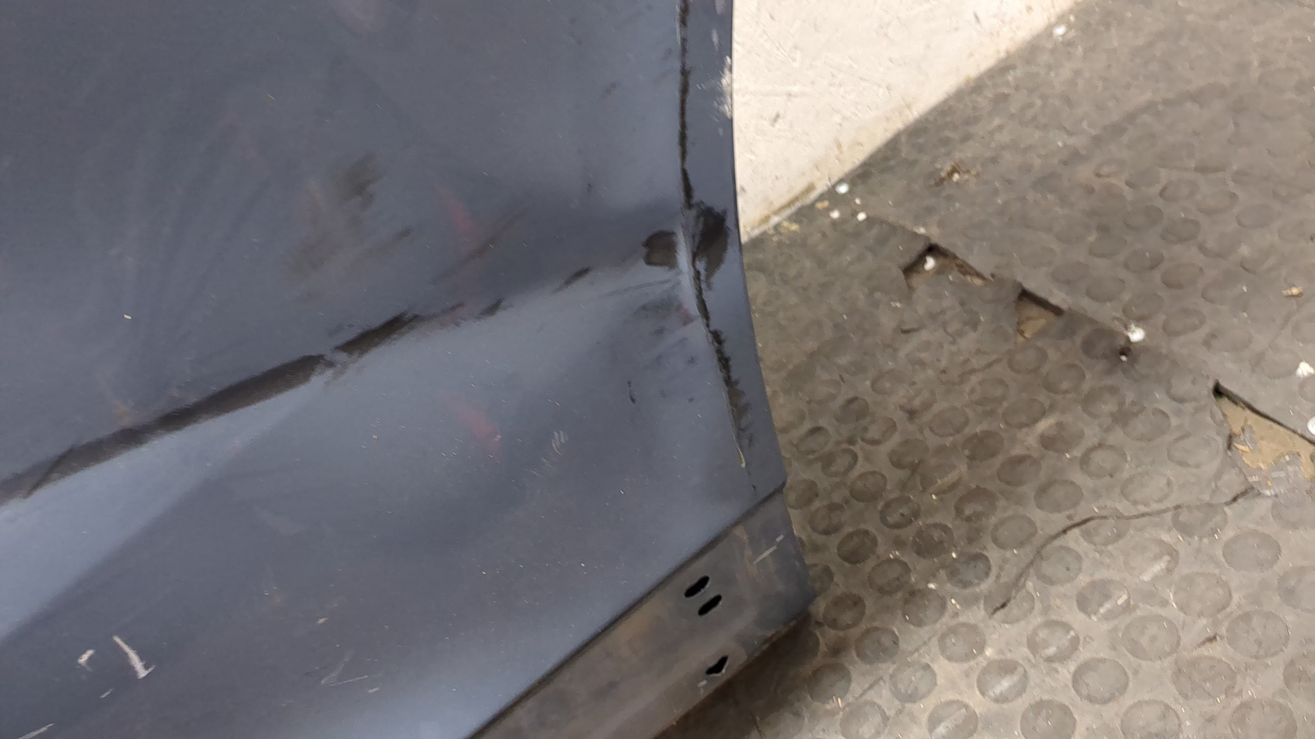 Дверь задняя левая