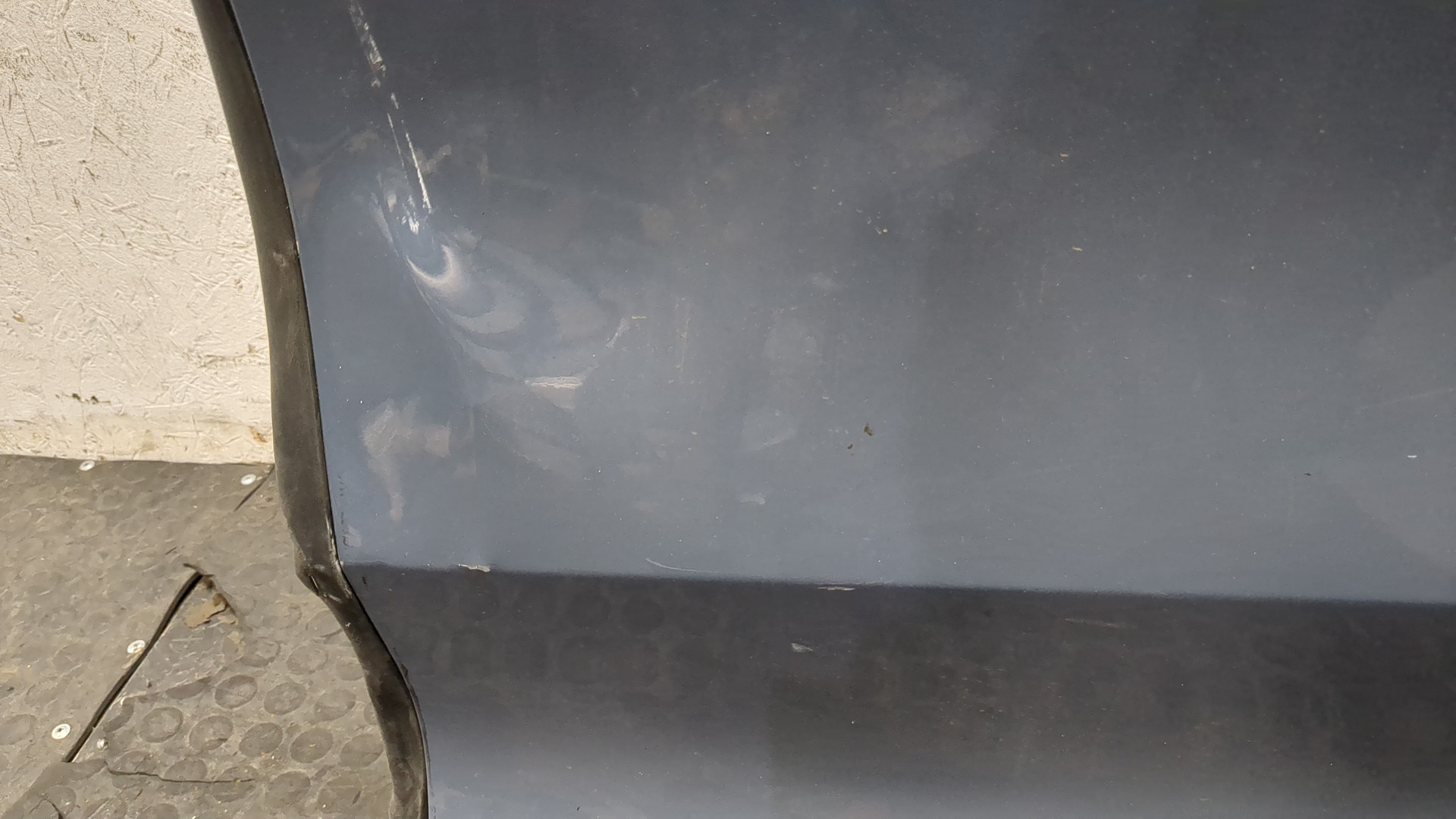 Дверь задняя левая