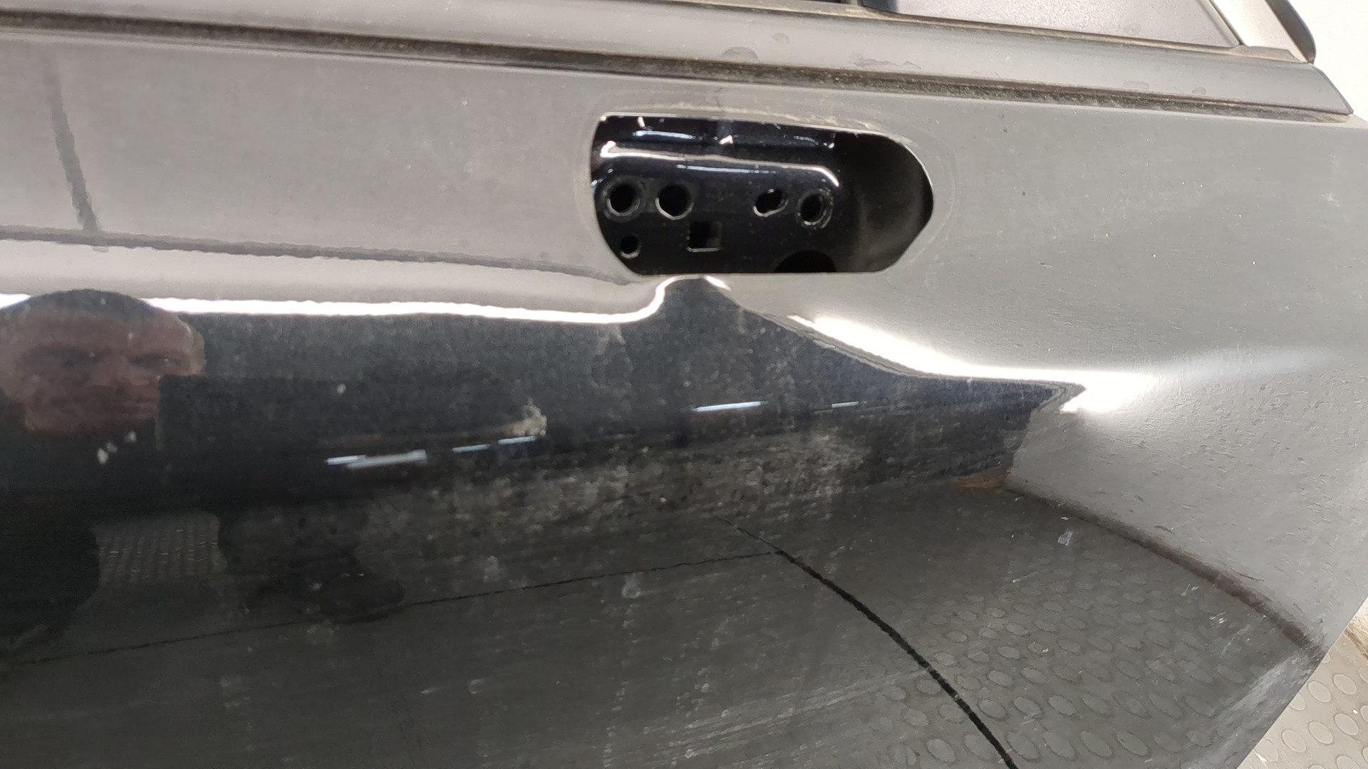 Дверь передняя правая