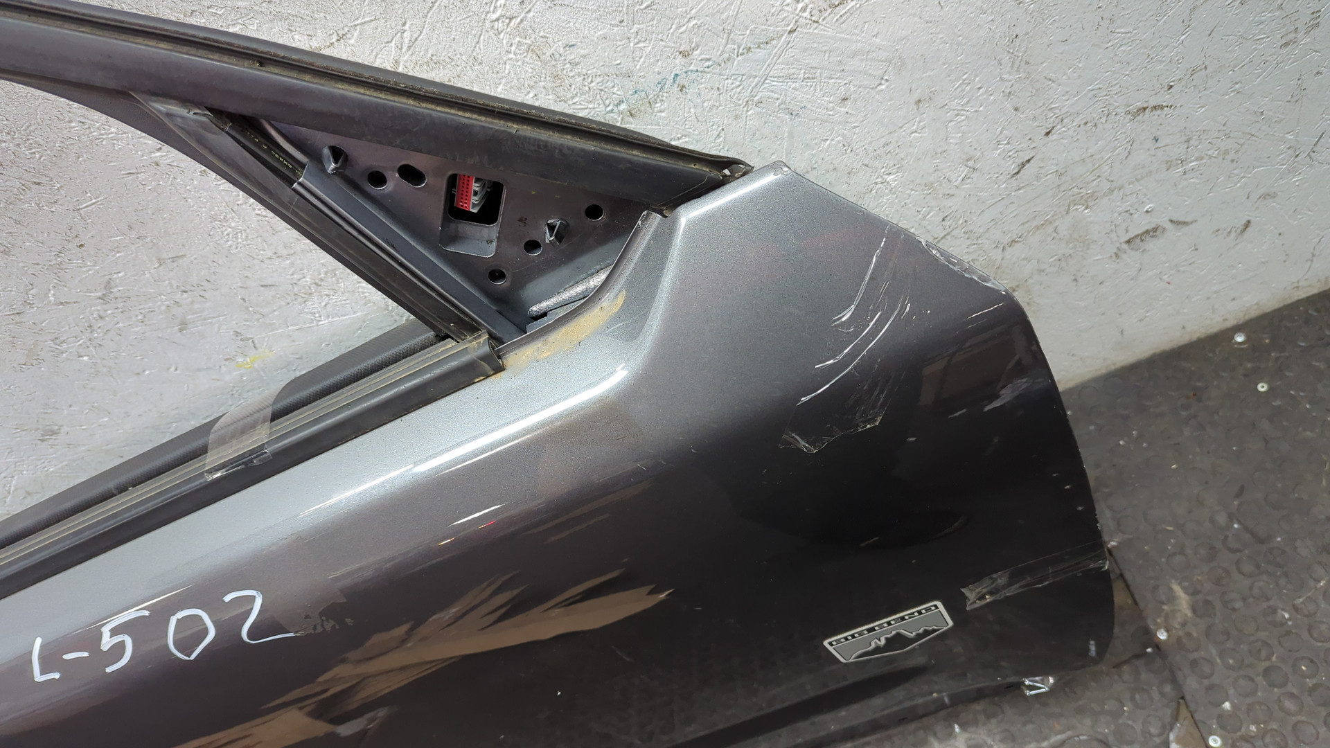 Дверь передняя правая