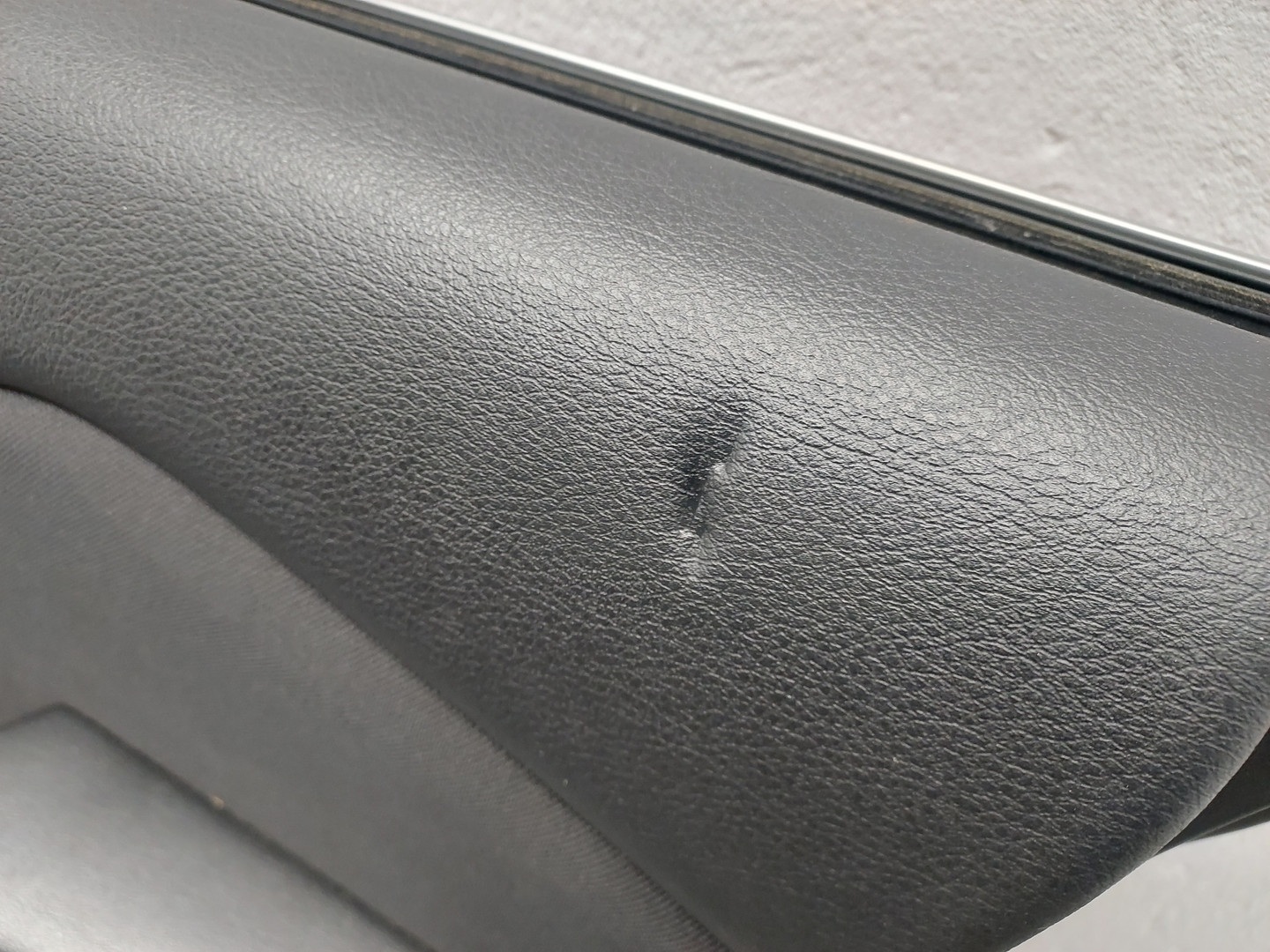 Дверь передняя правая