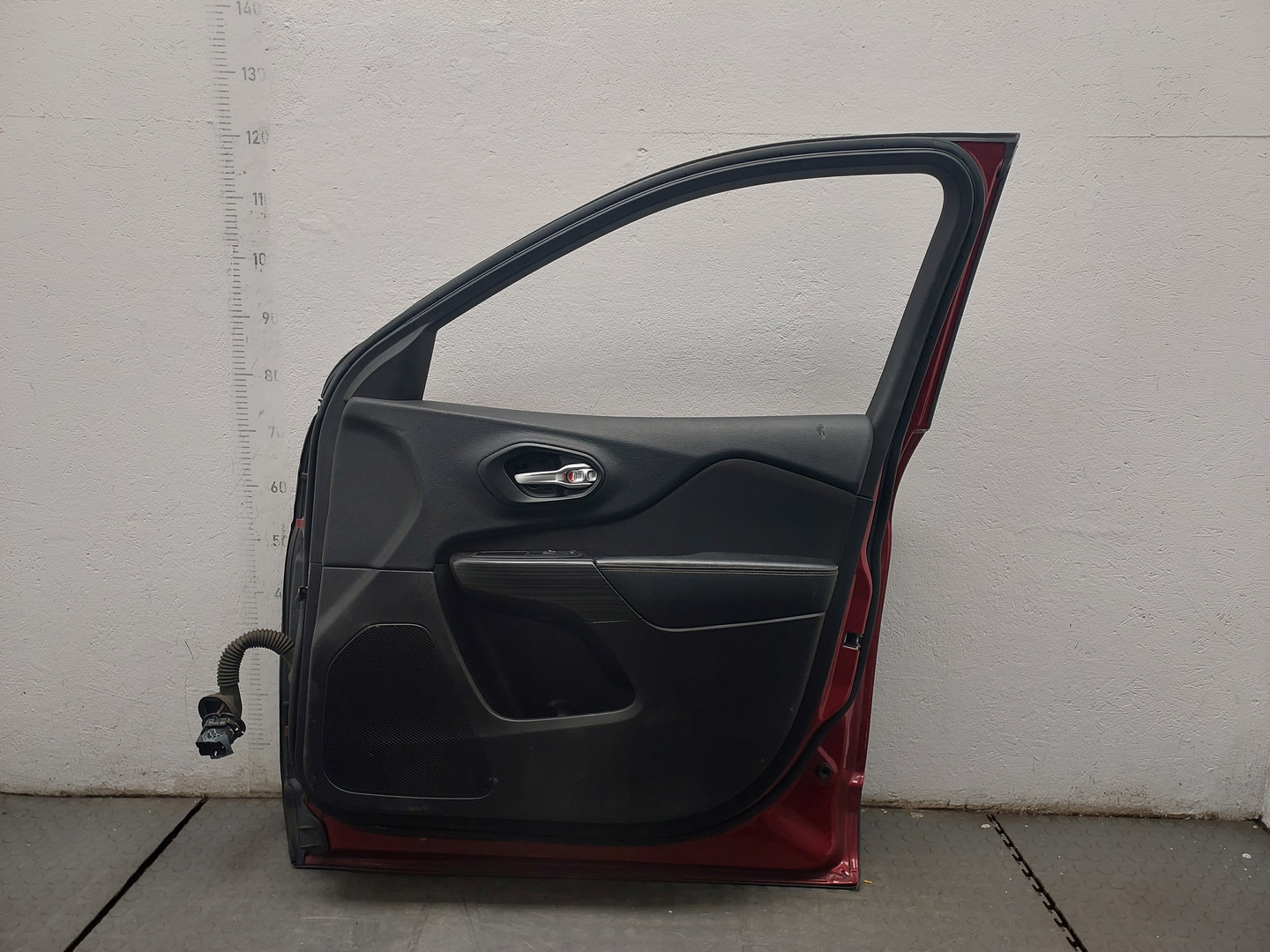 Дверь передняя правая