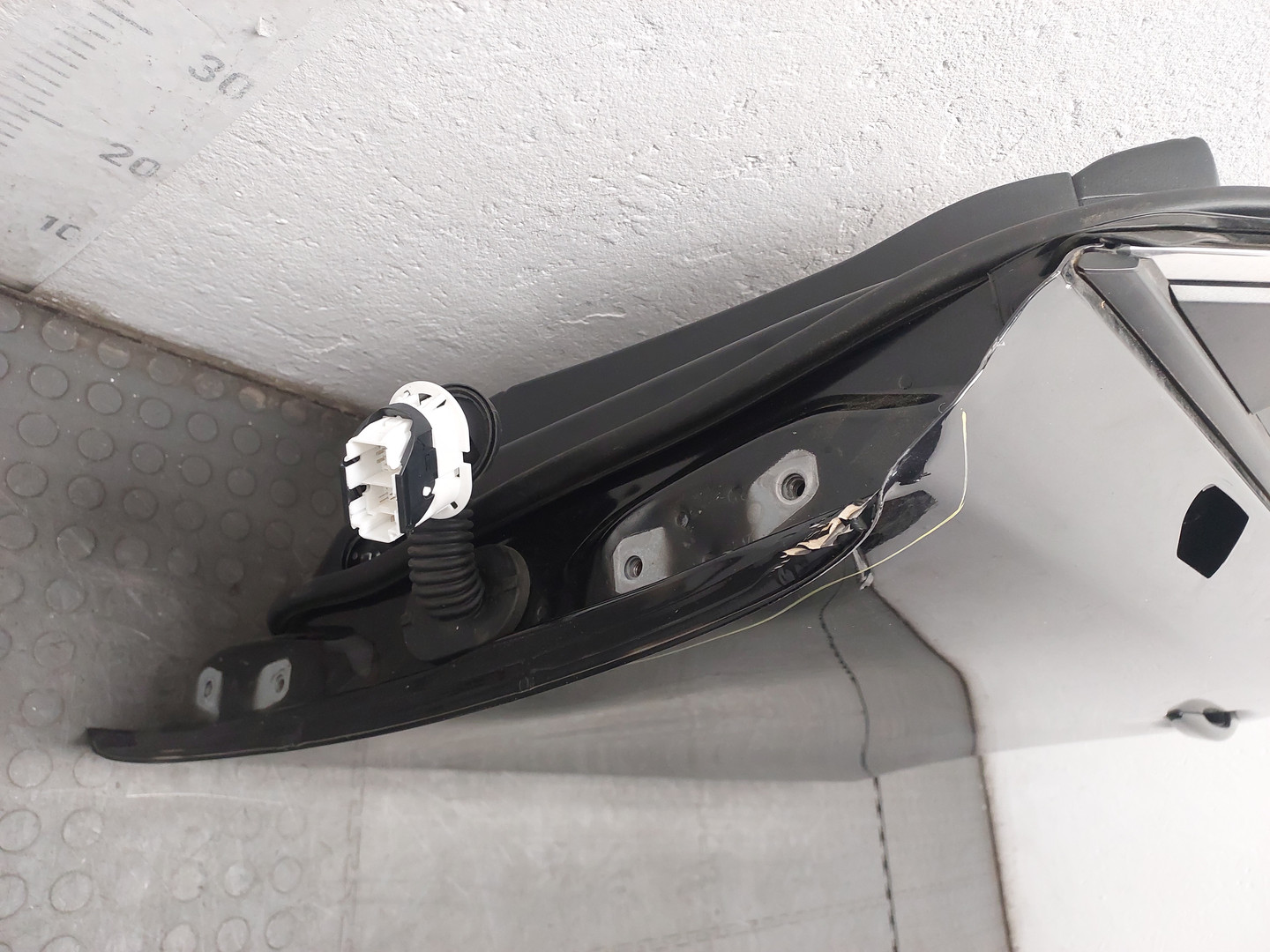 Дверь передняя левая