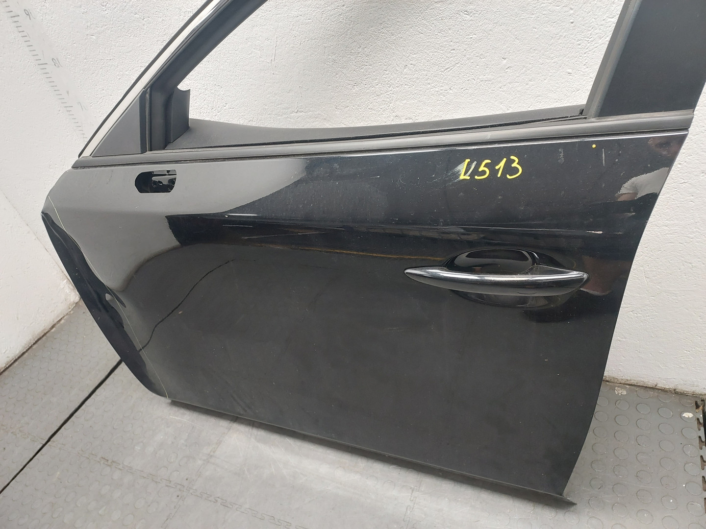 Дверь передняя левая