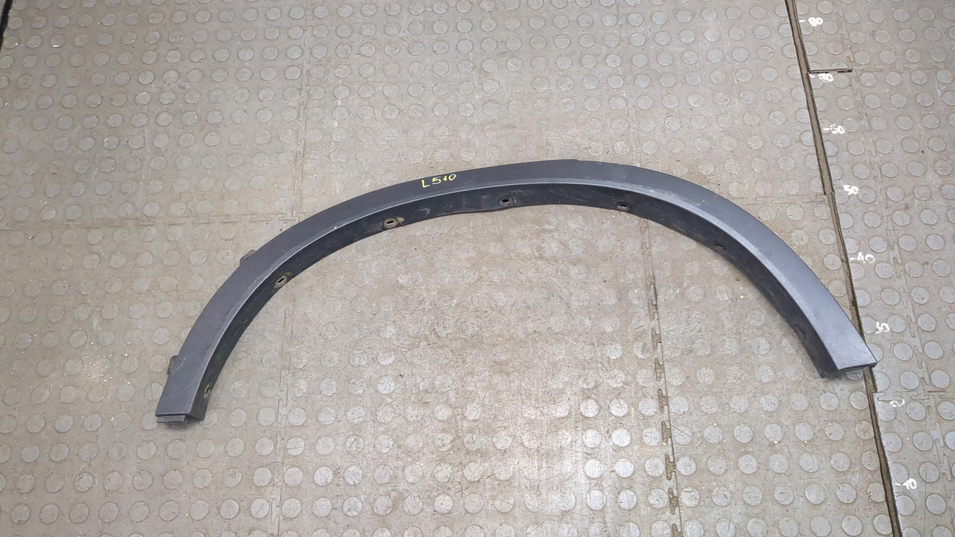 Молдинг заднего крыла правого