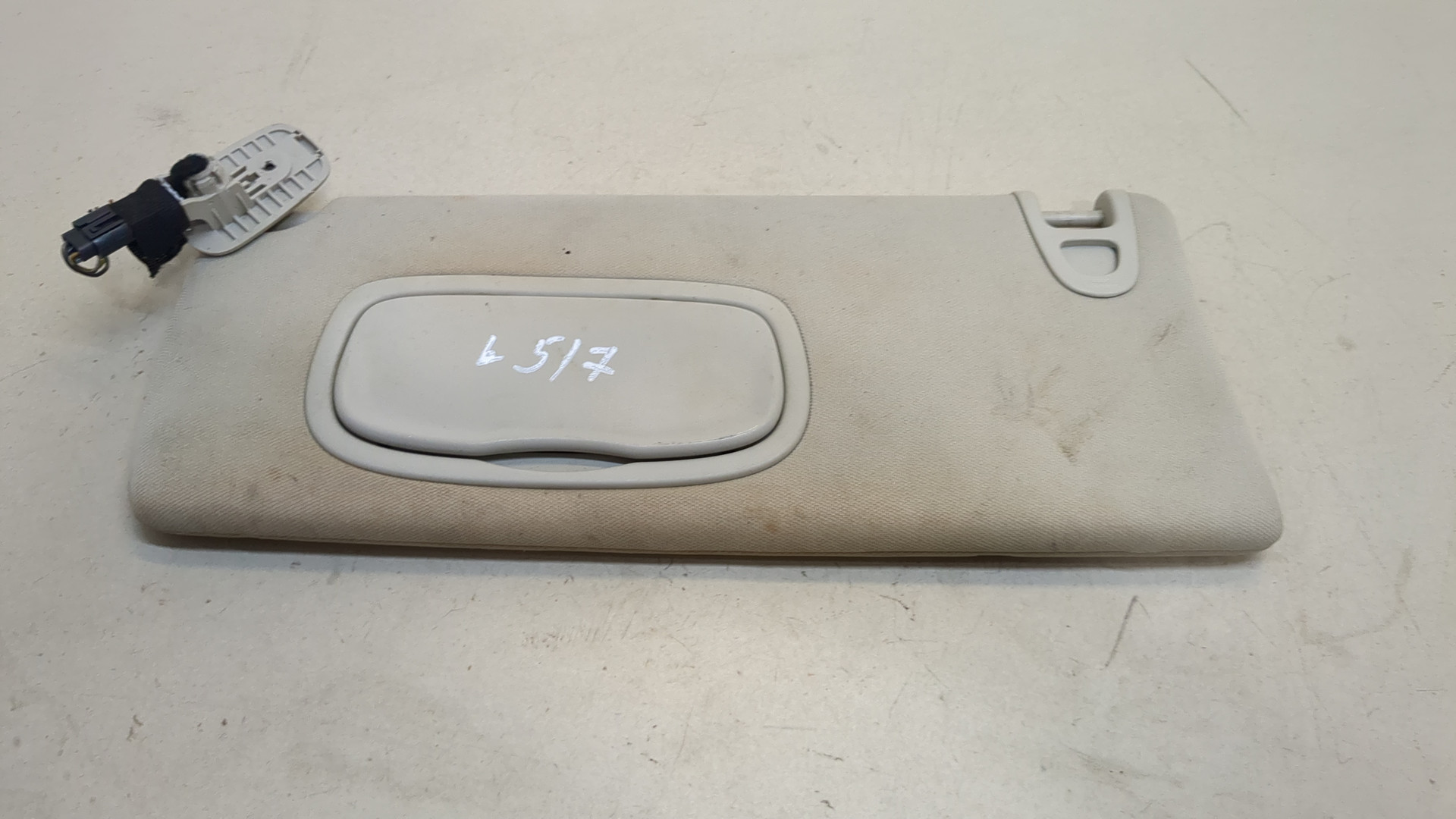 Козырек солнцезащитный