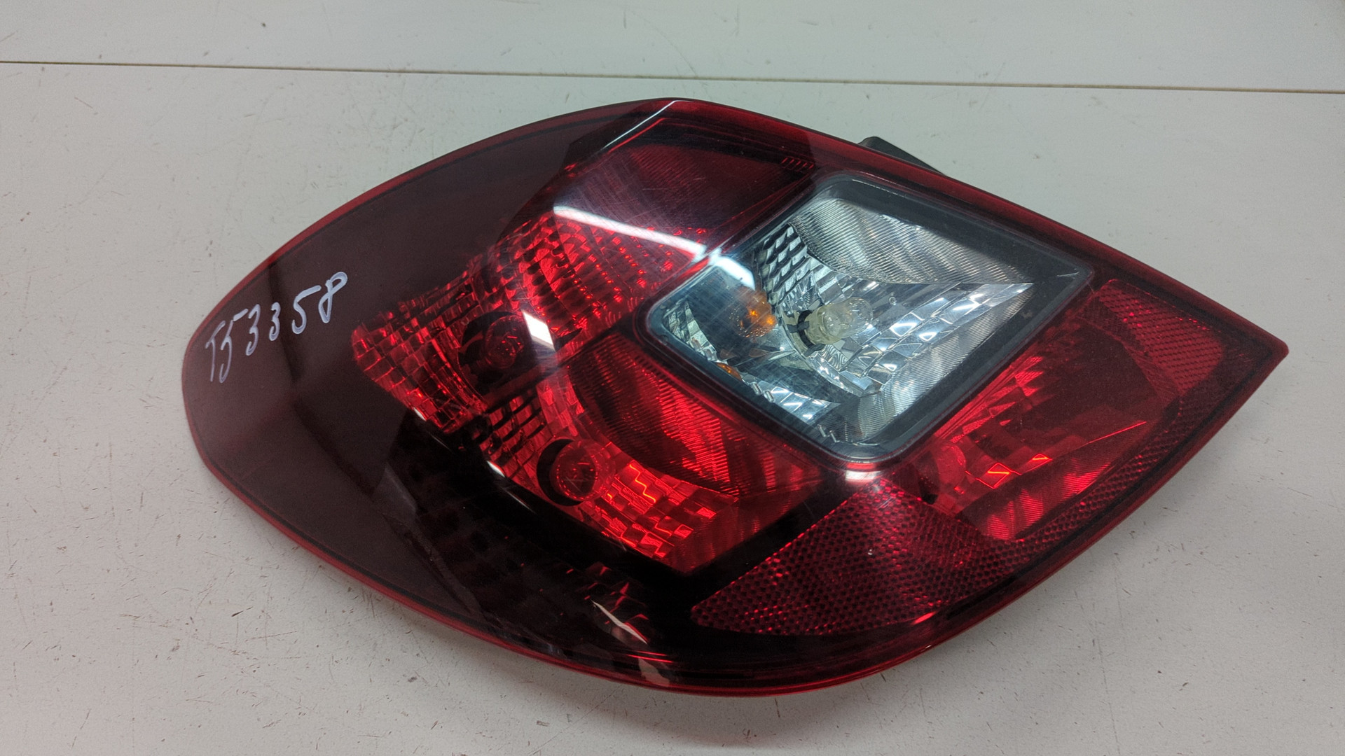 Фонарь задний левый