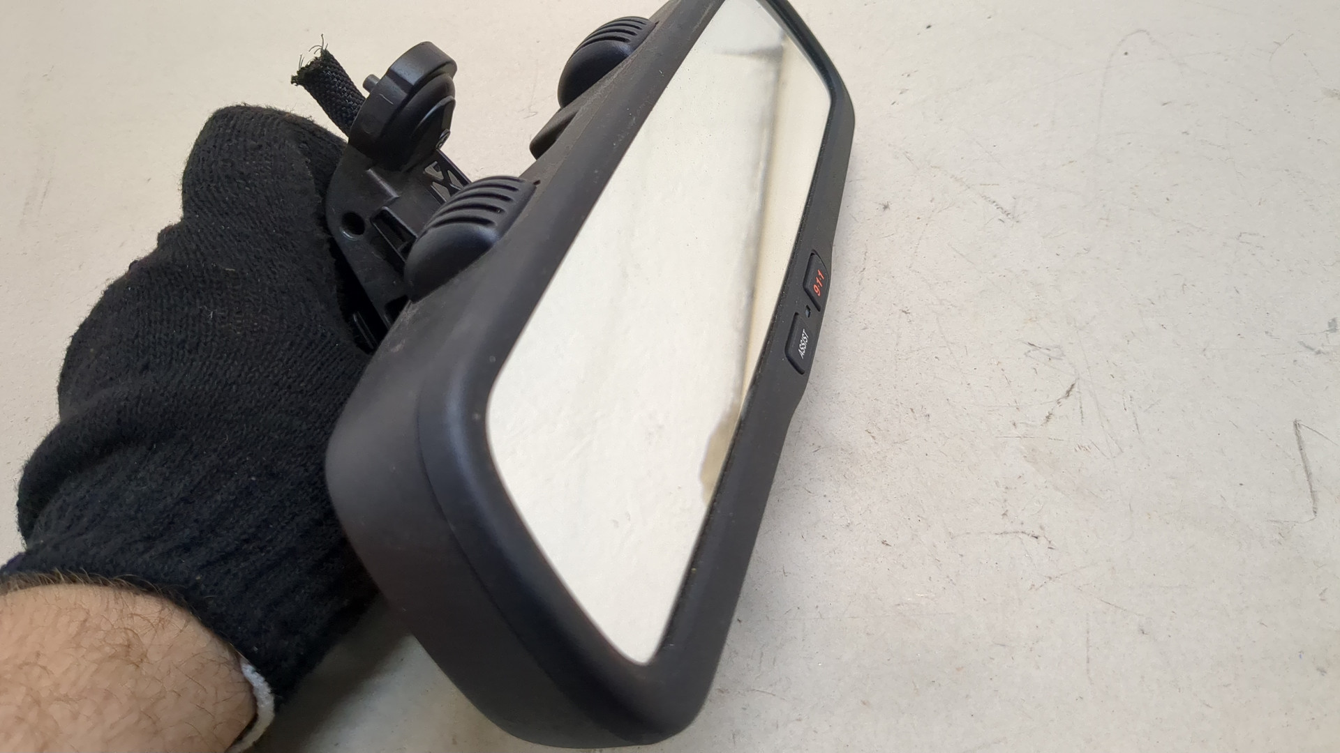 Зеркало заднего вида