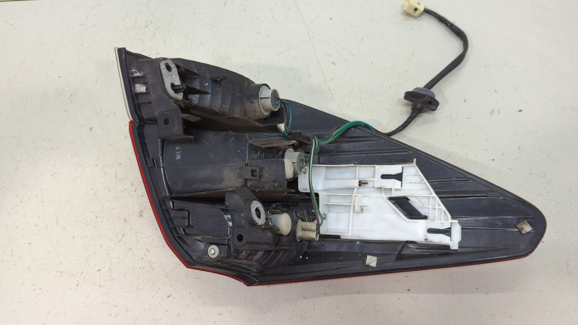 Фонарь задний правый