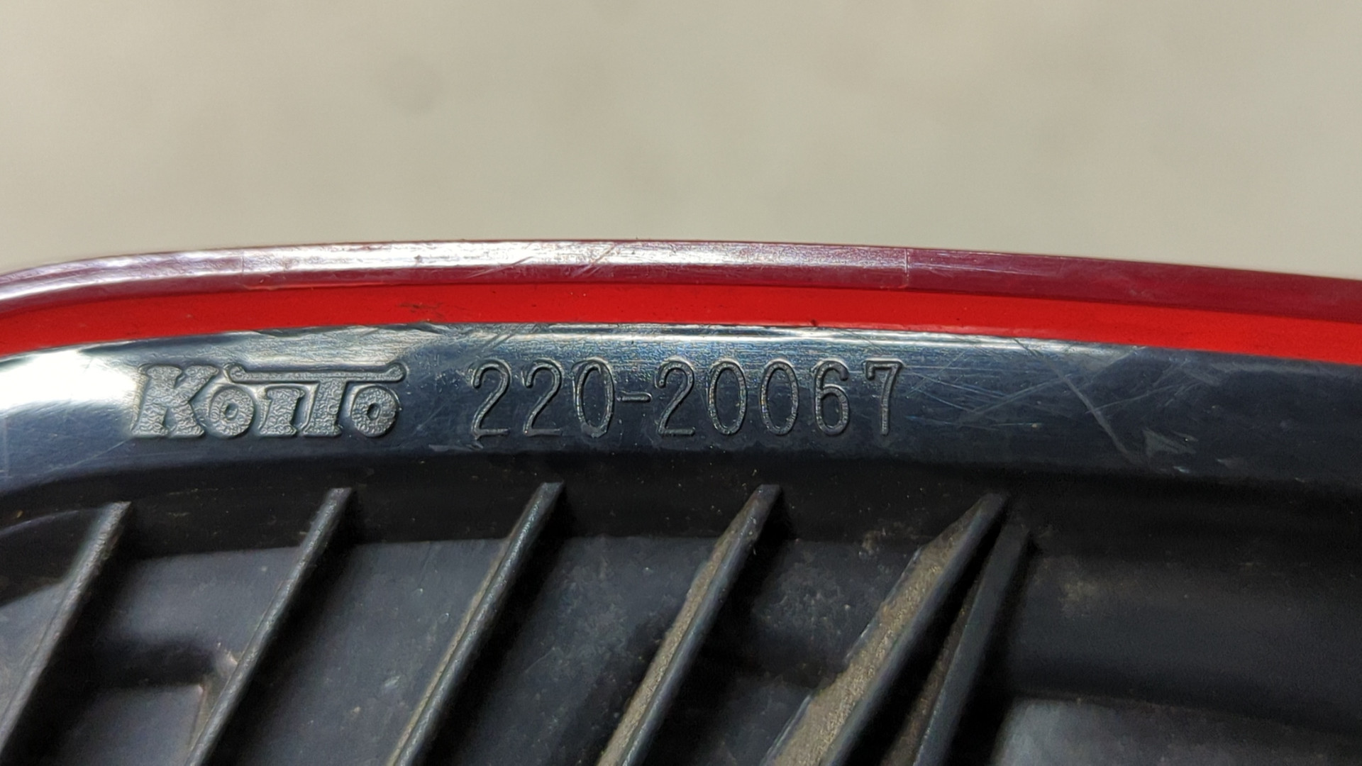 Фонарь задний правый