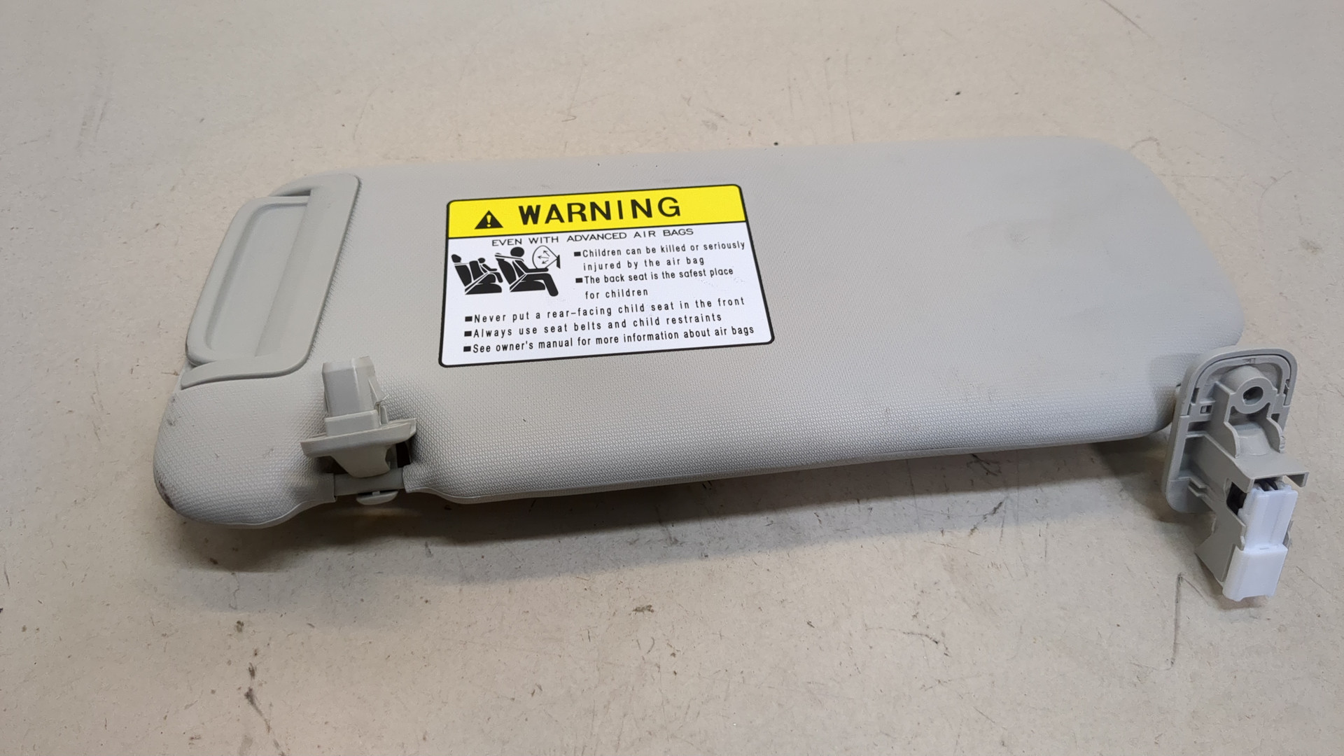 Козырек солнцезащитный