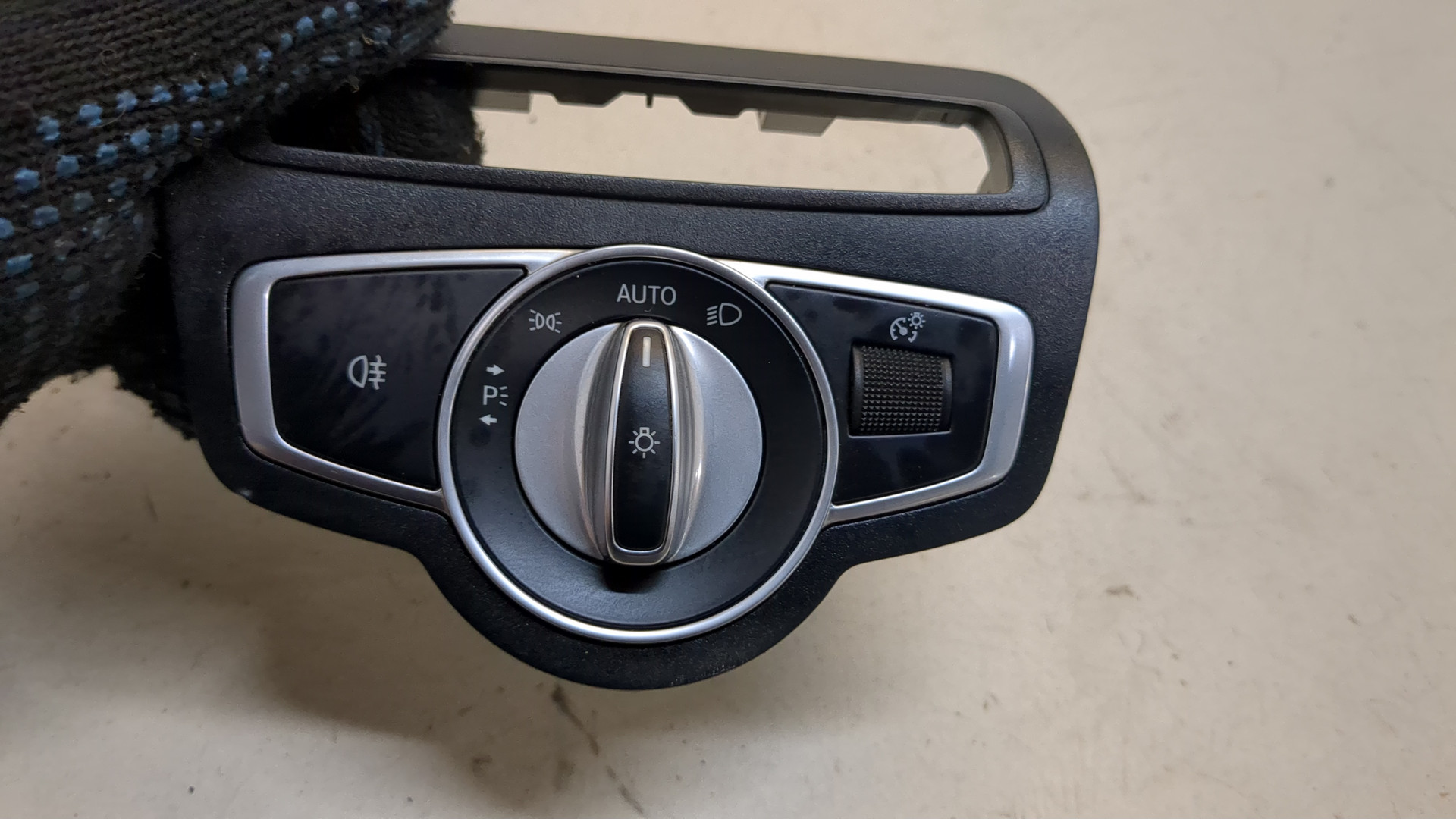 Переключатель света фар