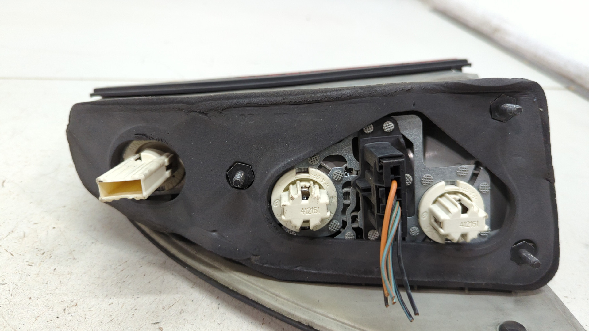 Фонарь задний правый