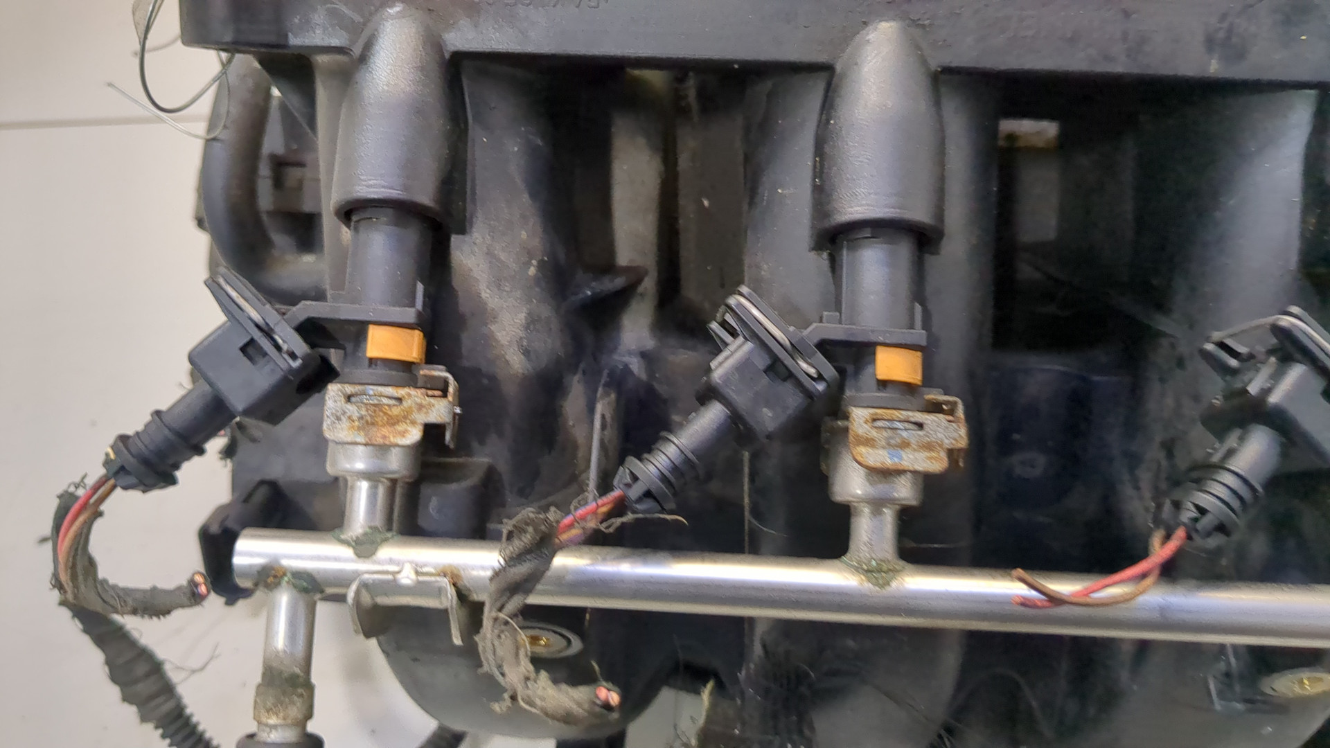 Коллектор впускной