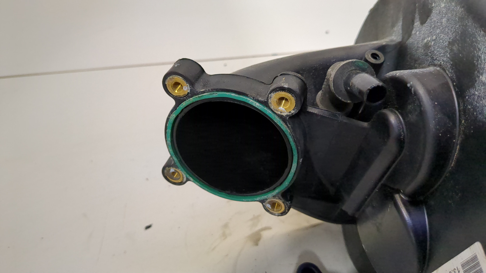 Коллектор впускной