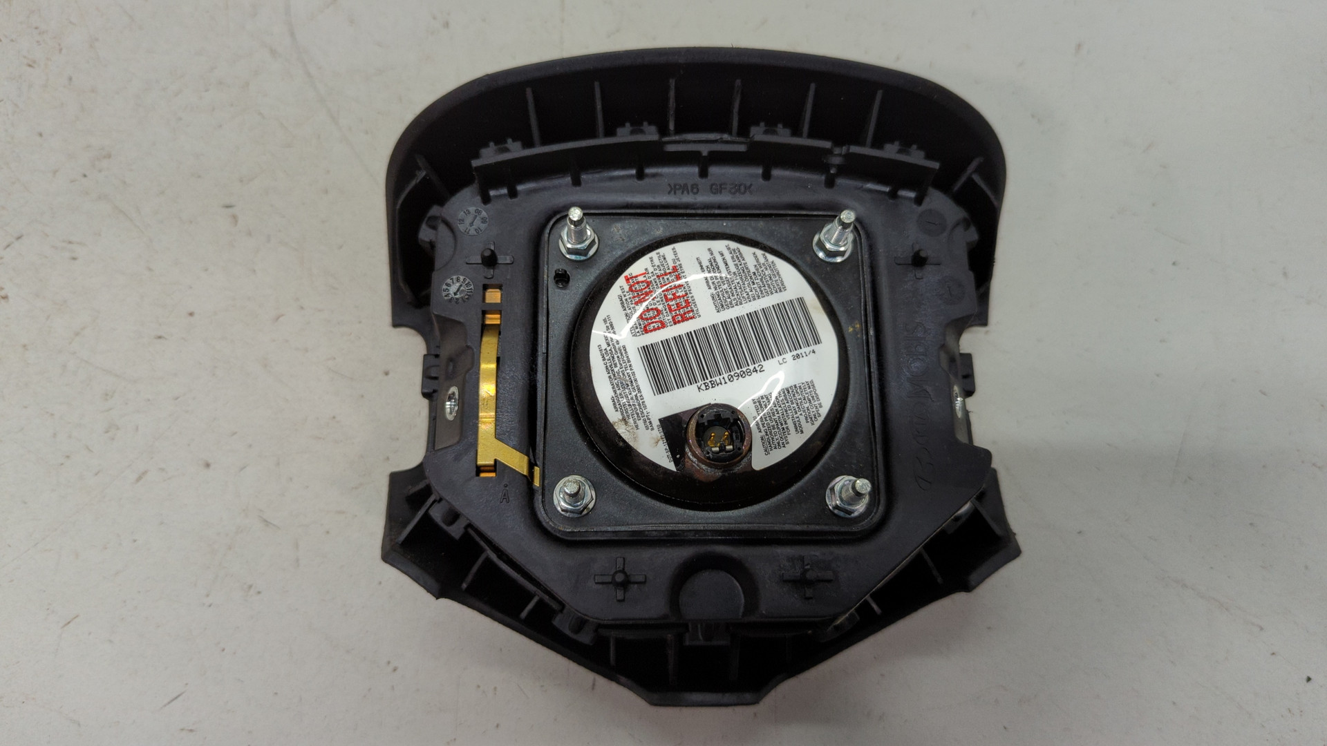 Подушка безопасности в рулевое колесо