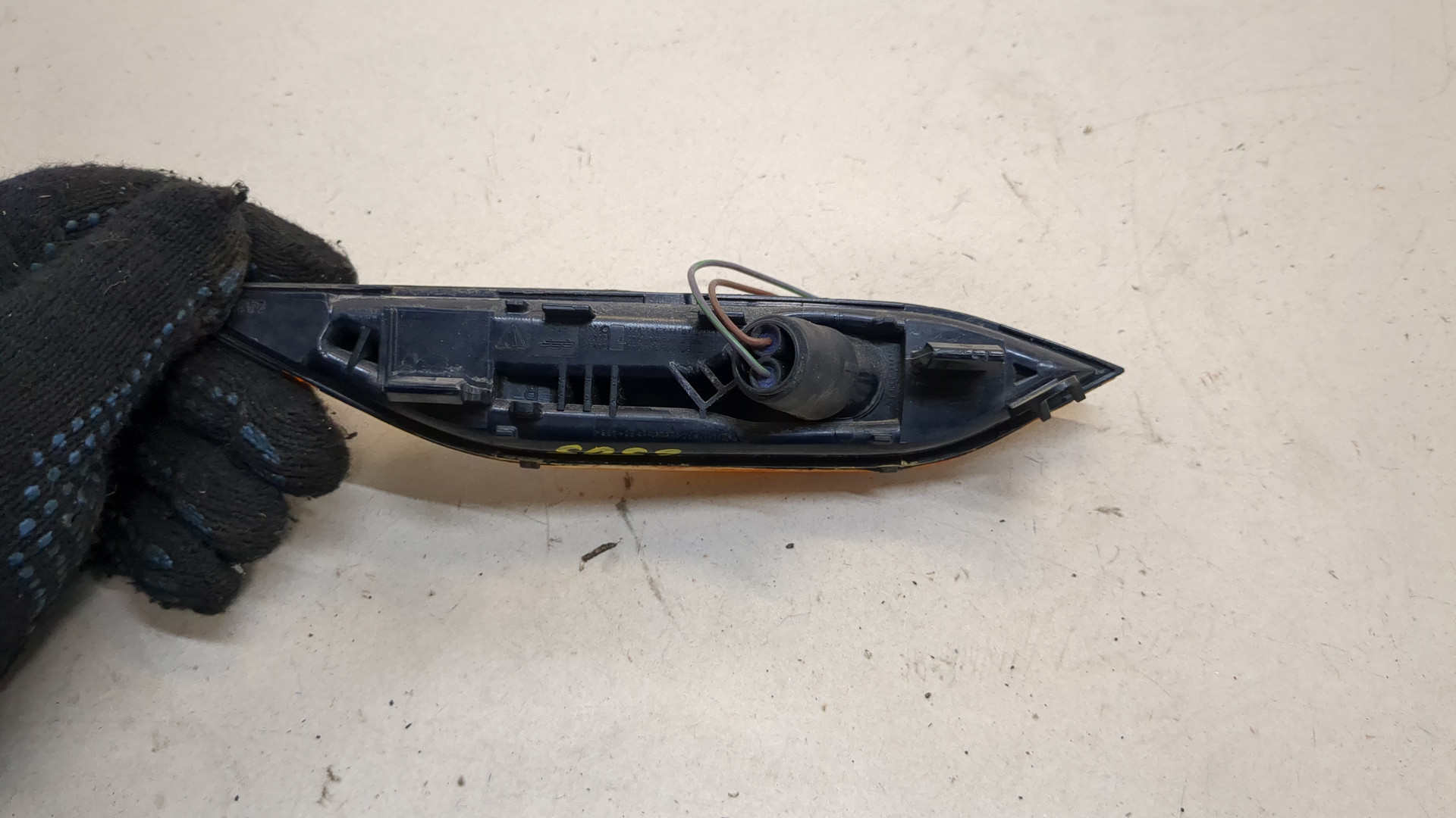 Указатель поворота правый