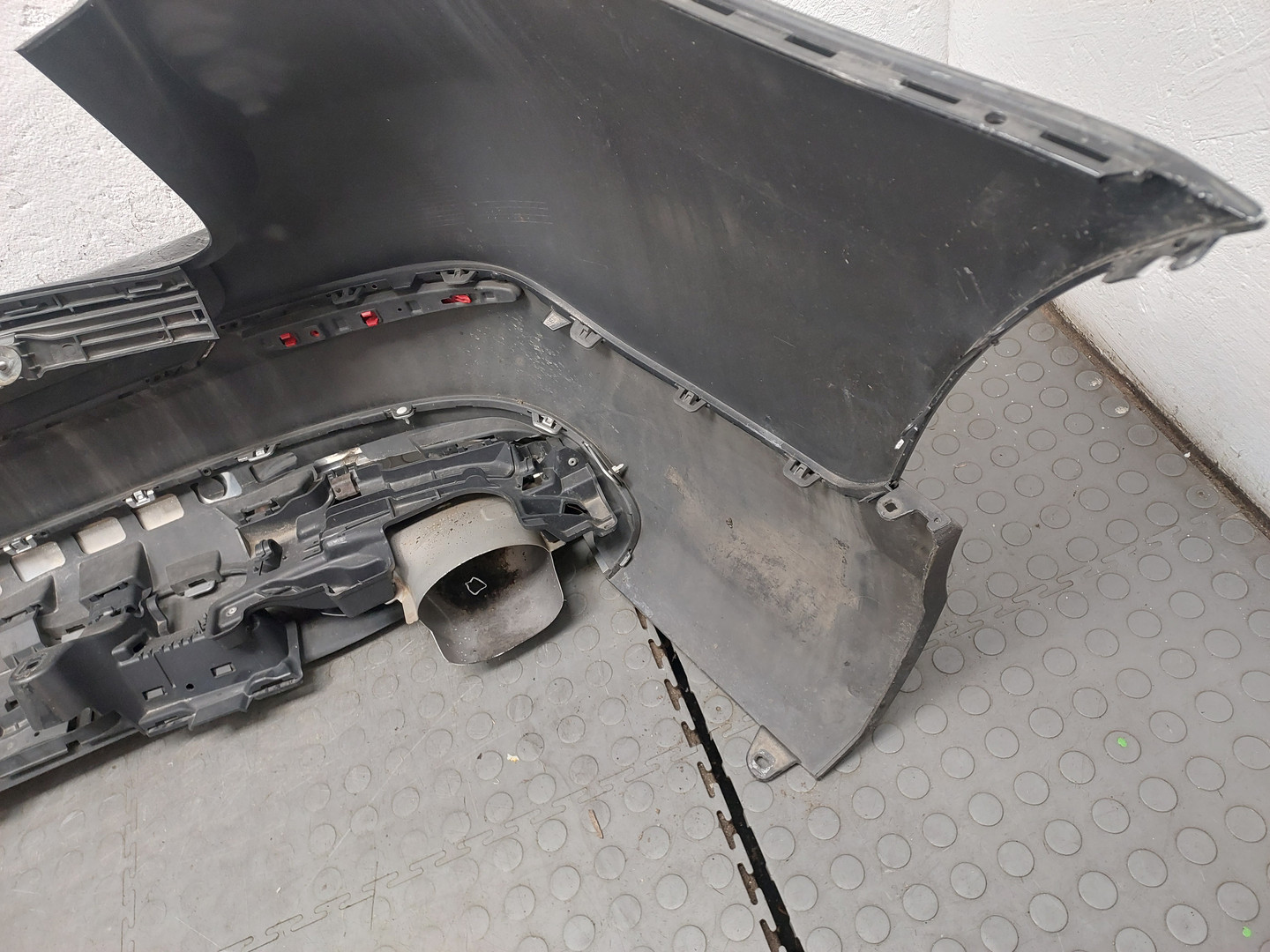 Бампер задний