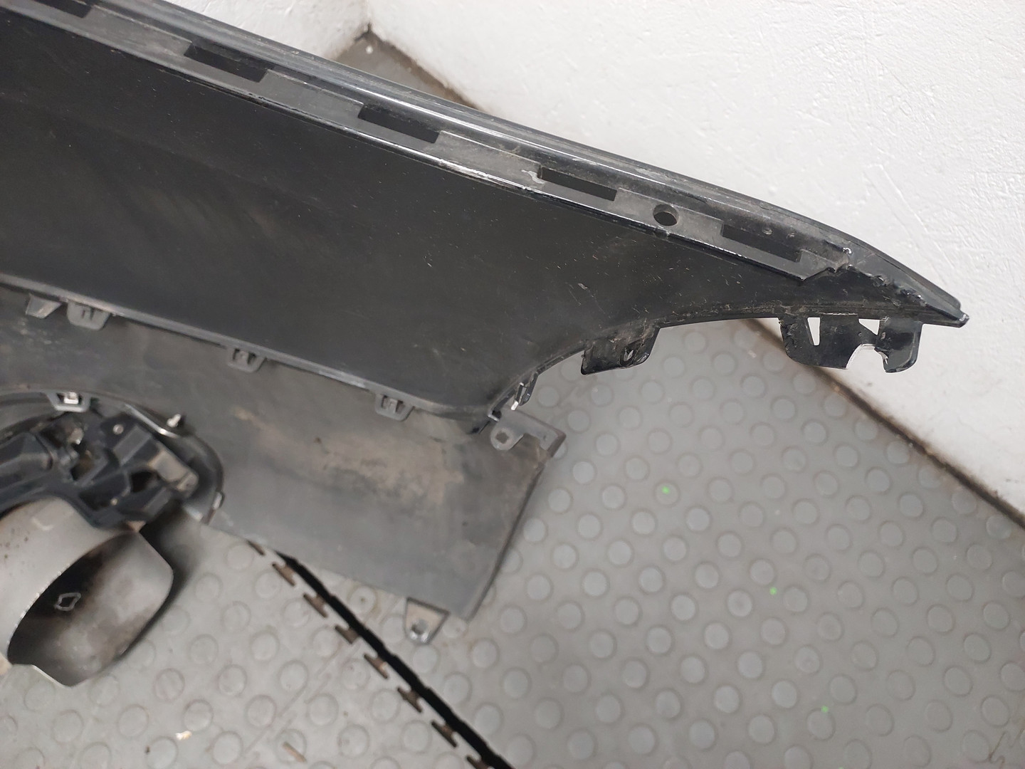 Бампер задний