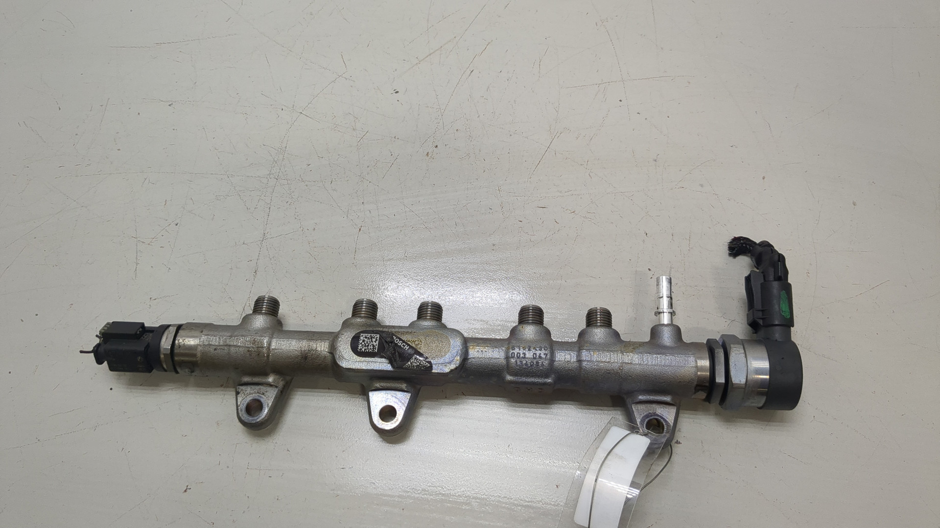 Рейка топливная (рампа)