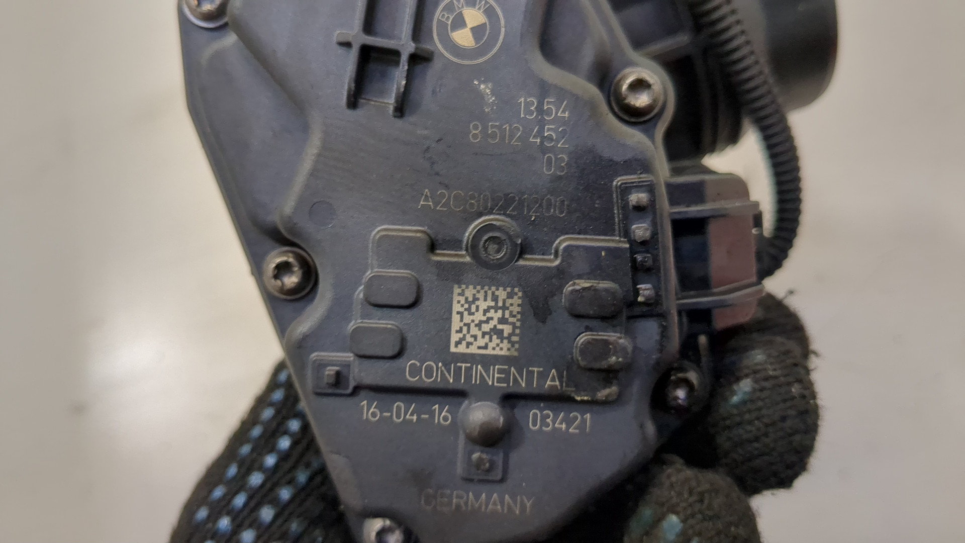 Заслонка дроссельная электрическая