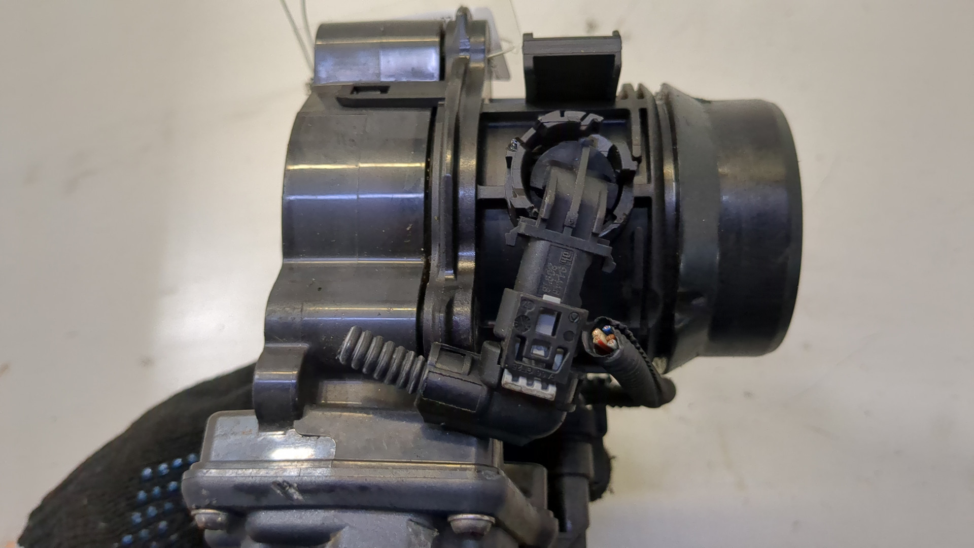 Заслонка дроссельная электрическая